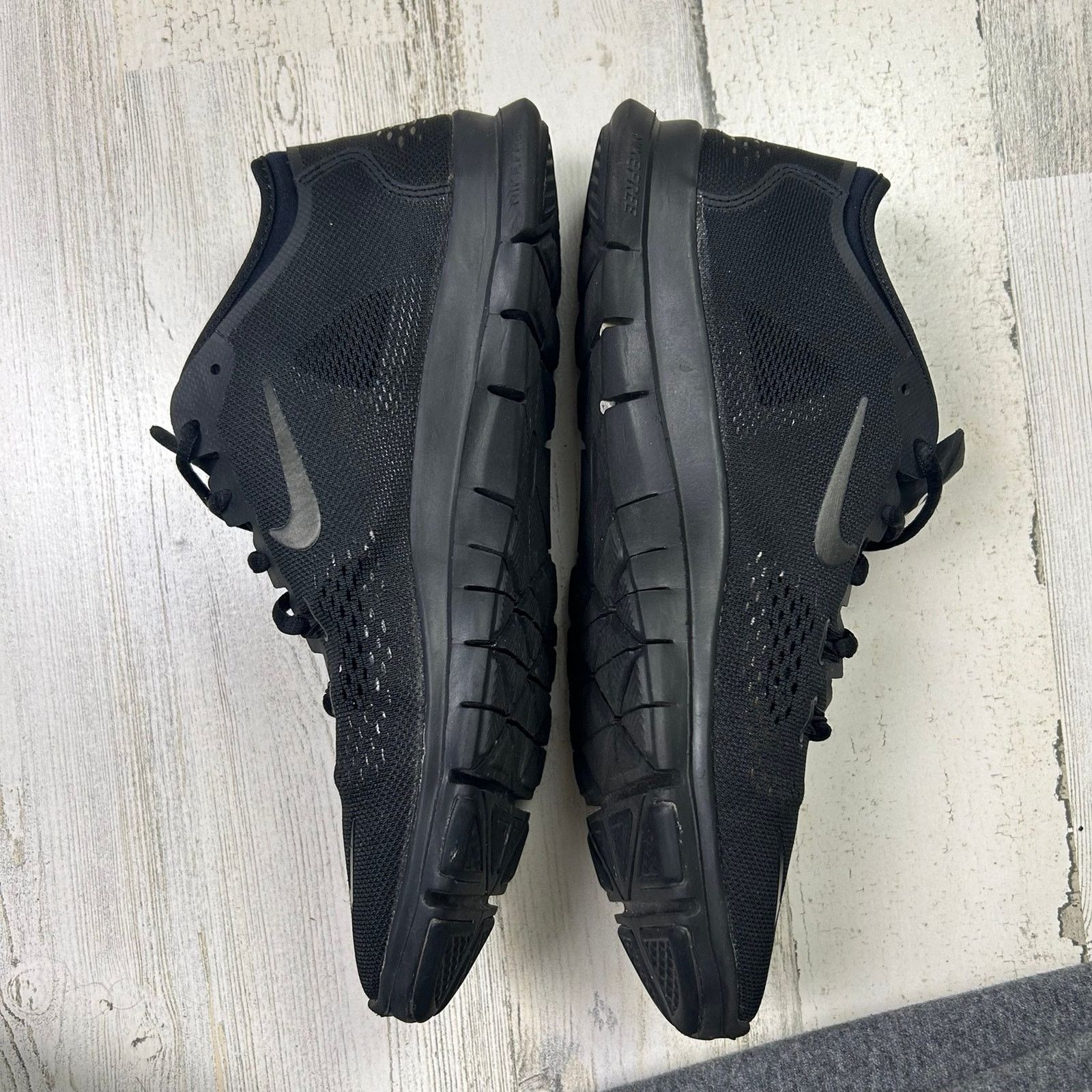 Nike Nike Free TR Fit 4 Athletic Women Training Shoes 629496-005 Size US 10 / IT 40 - 3 Thumbnail
