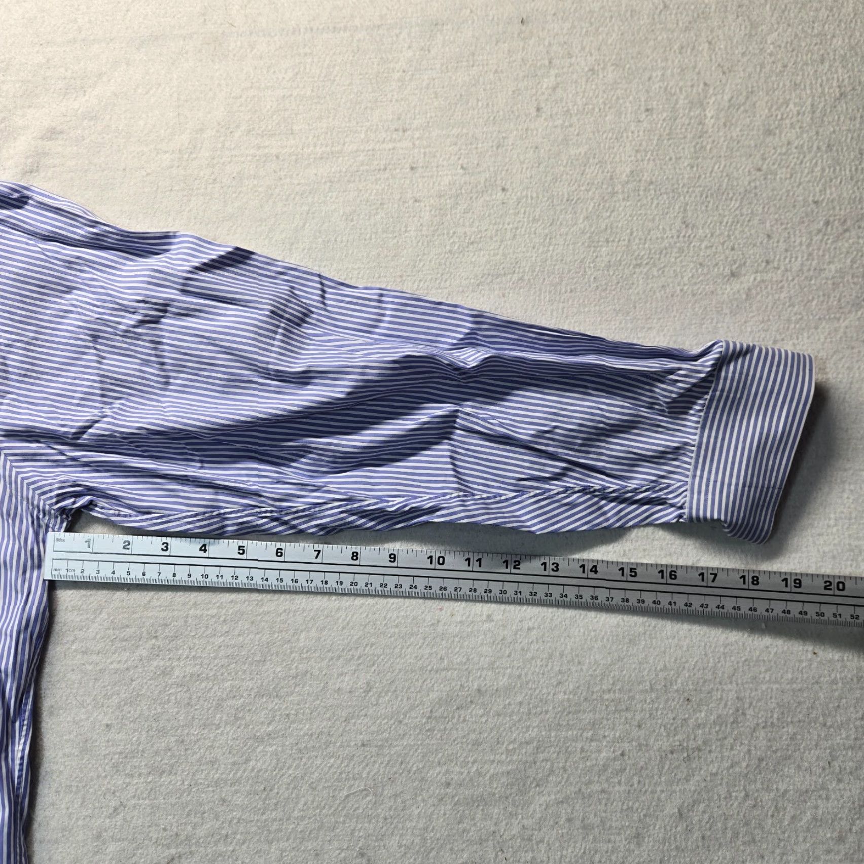 Jos. A. Bank Jos. A. Bank Shirt Dress Shirt Adult 16 Blue Striped Cotton Travel Collection Button-Down Pocket Mens Size US L / EU 52-54 / 3 - 5 Thumbnail