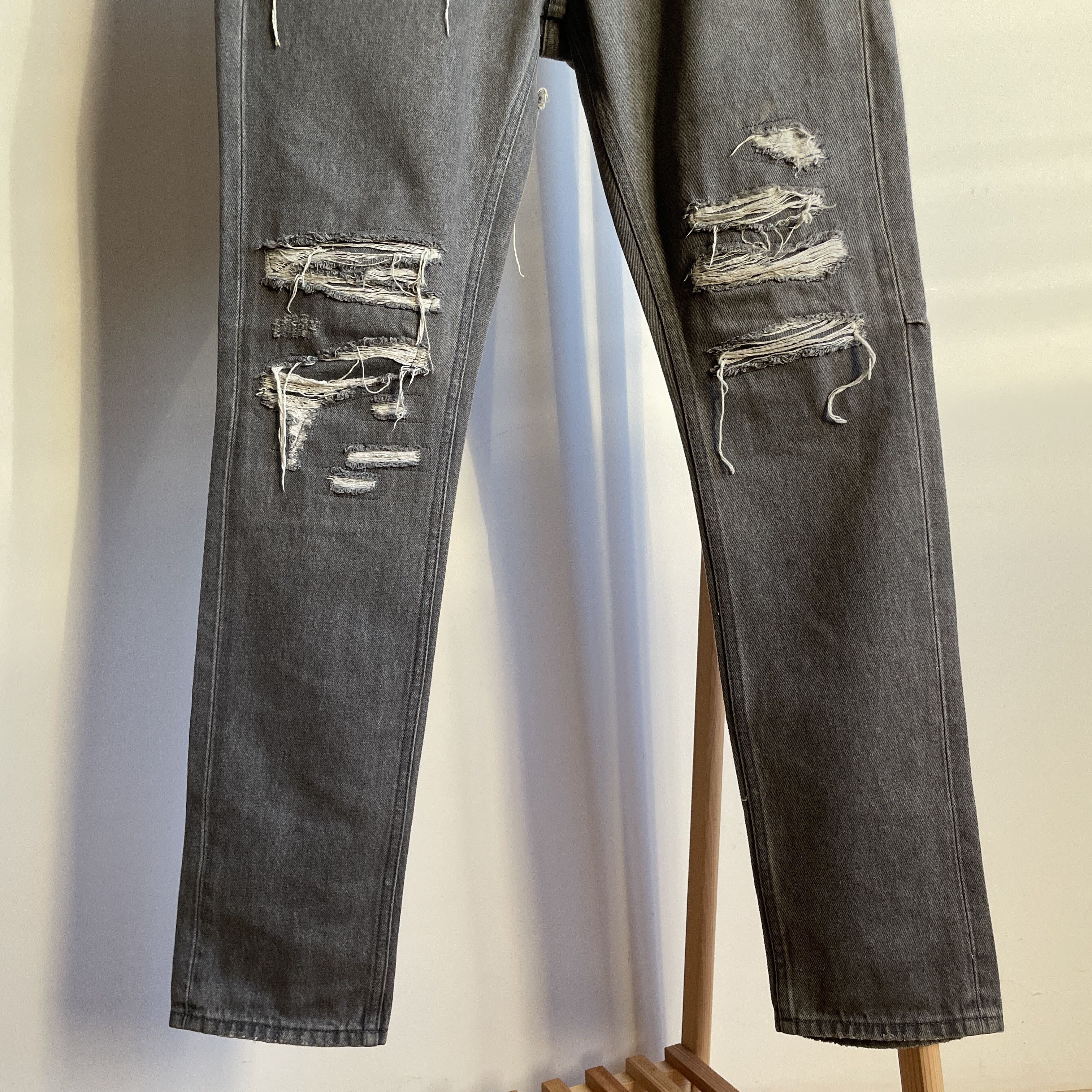 Ksubi Ksubi Chitch Fire Starter Distressed Gray Denim Size 32 Size US 32 / EU 48 - 9 Thumbnail