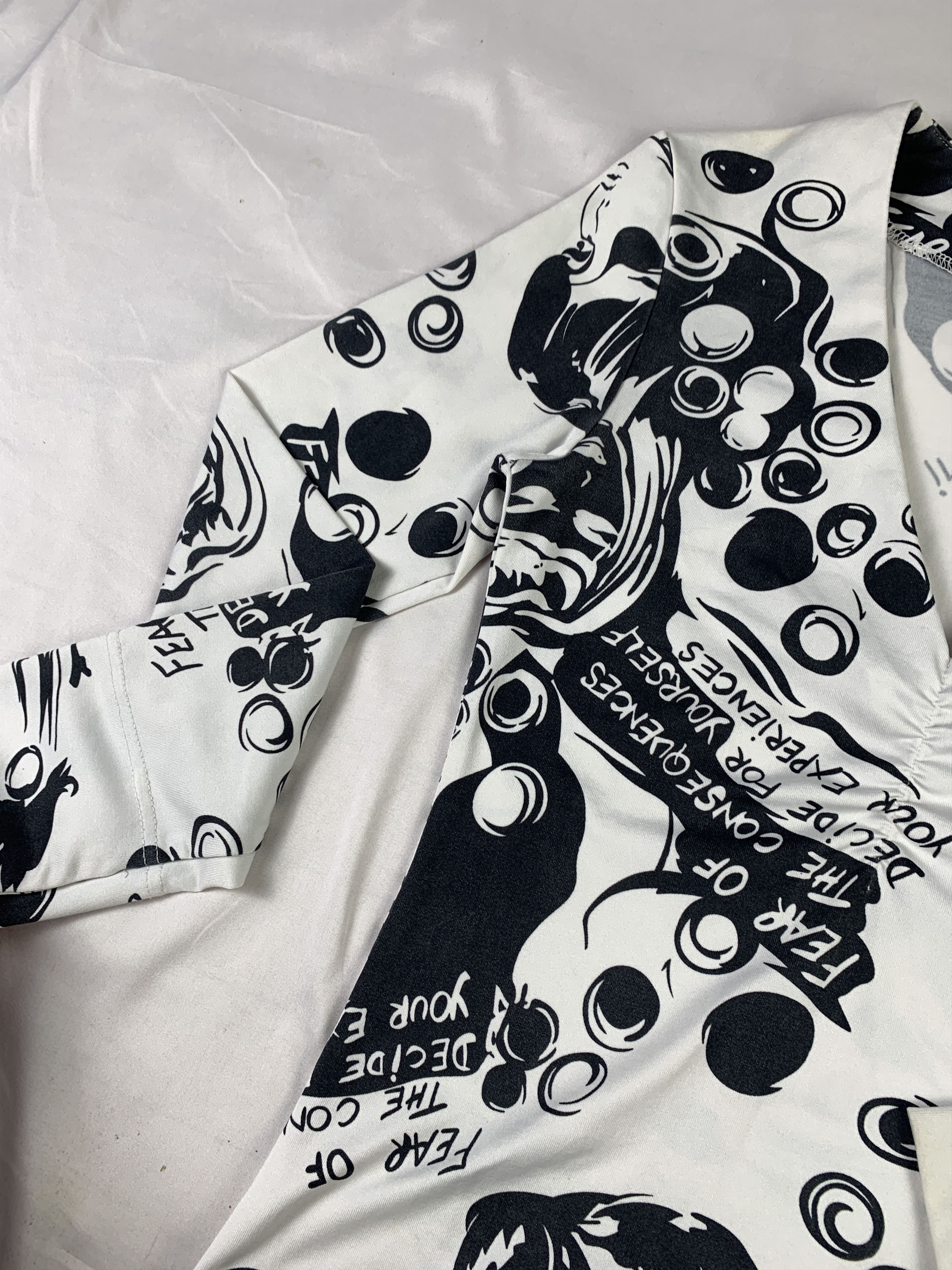 Japanese Brand Rossodisera Comic Girl Printed Top (S) Size S / US 4 / IT 40 - 5 Thumbnail