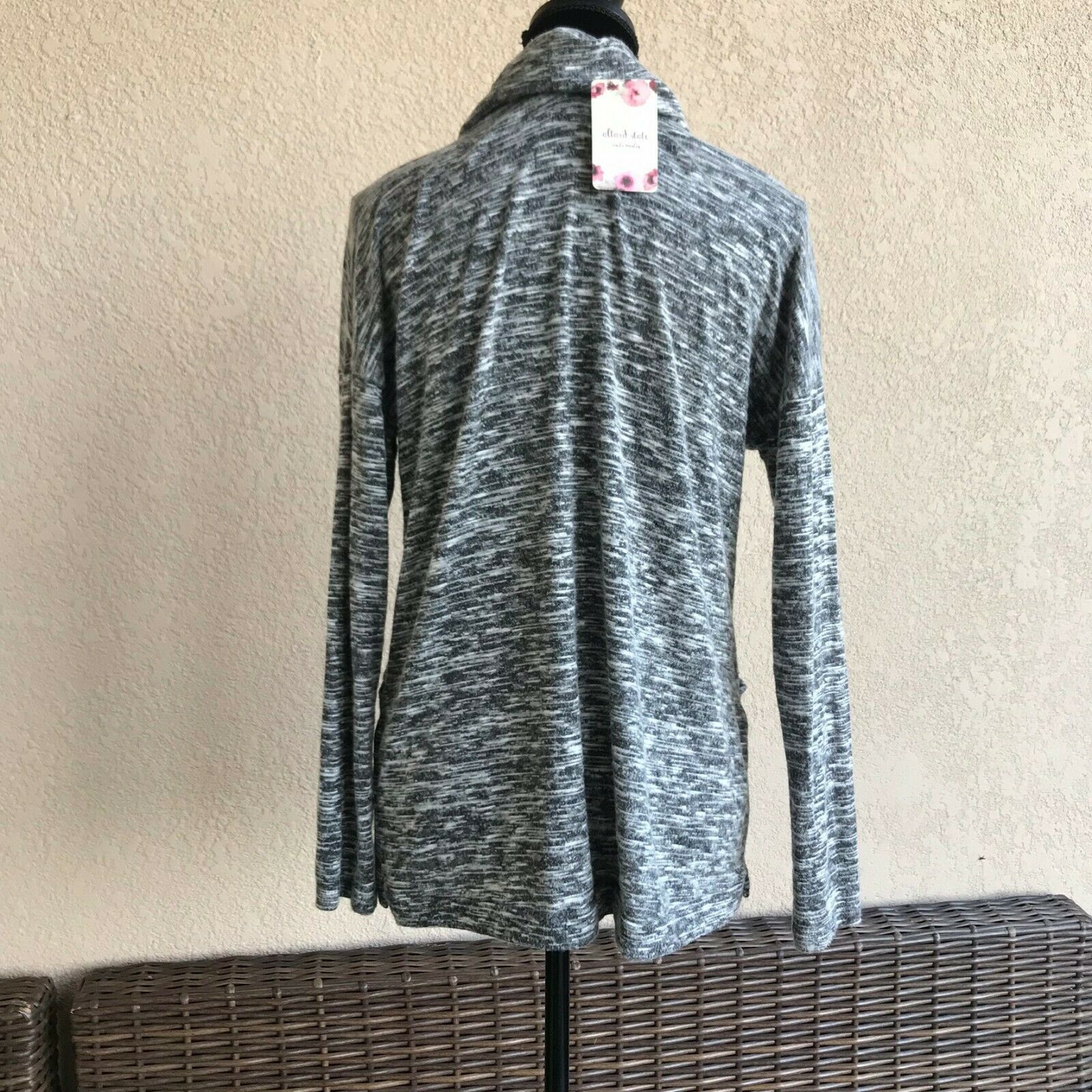 Other Altar'd State Intimates Heather Gray Black Slouchy Cowl Neck Size S / US 4 / IT 40 - 3 Thumbnail