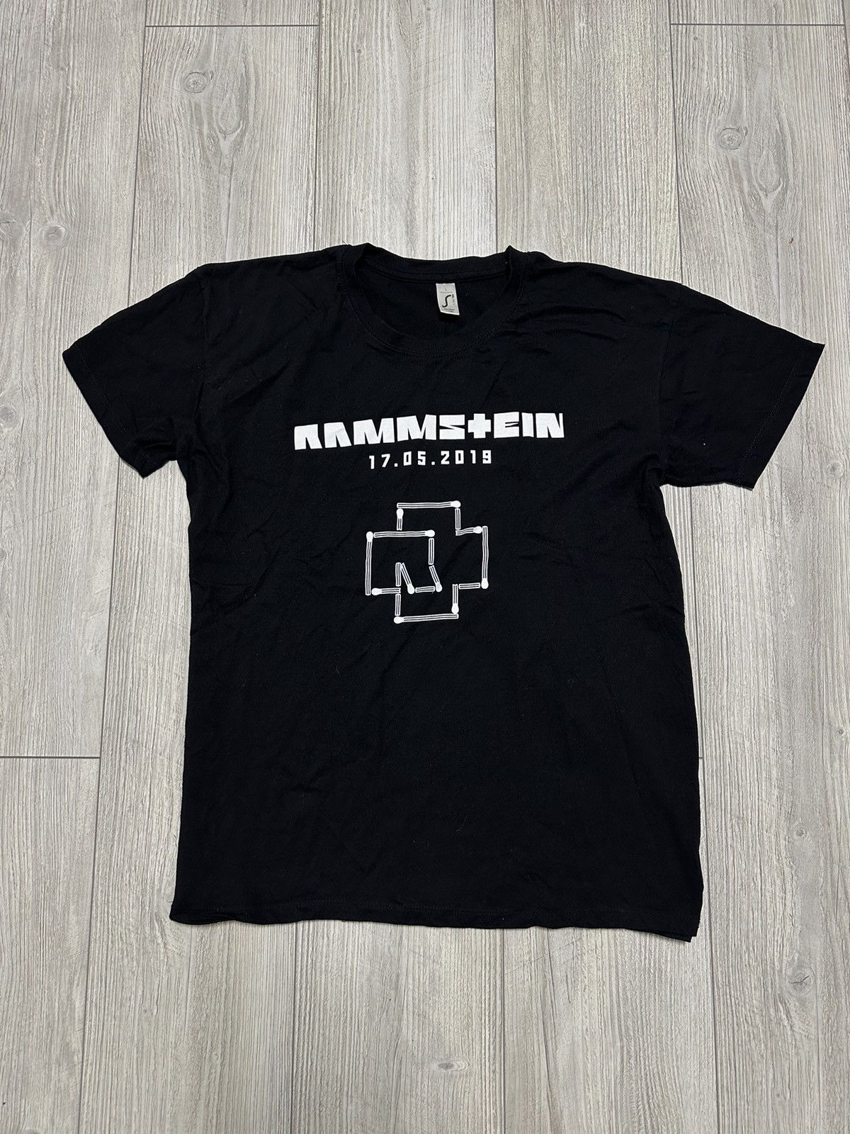 Band Tees 2019 Rammstein Logo t-shirt Size US L / EU 52-54 / 3 - 1 Thumbnail