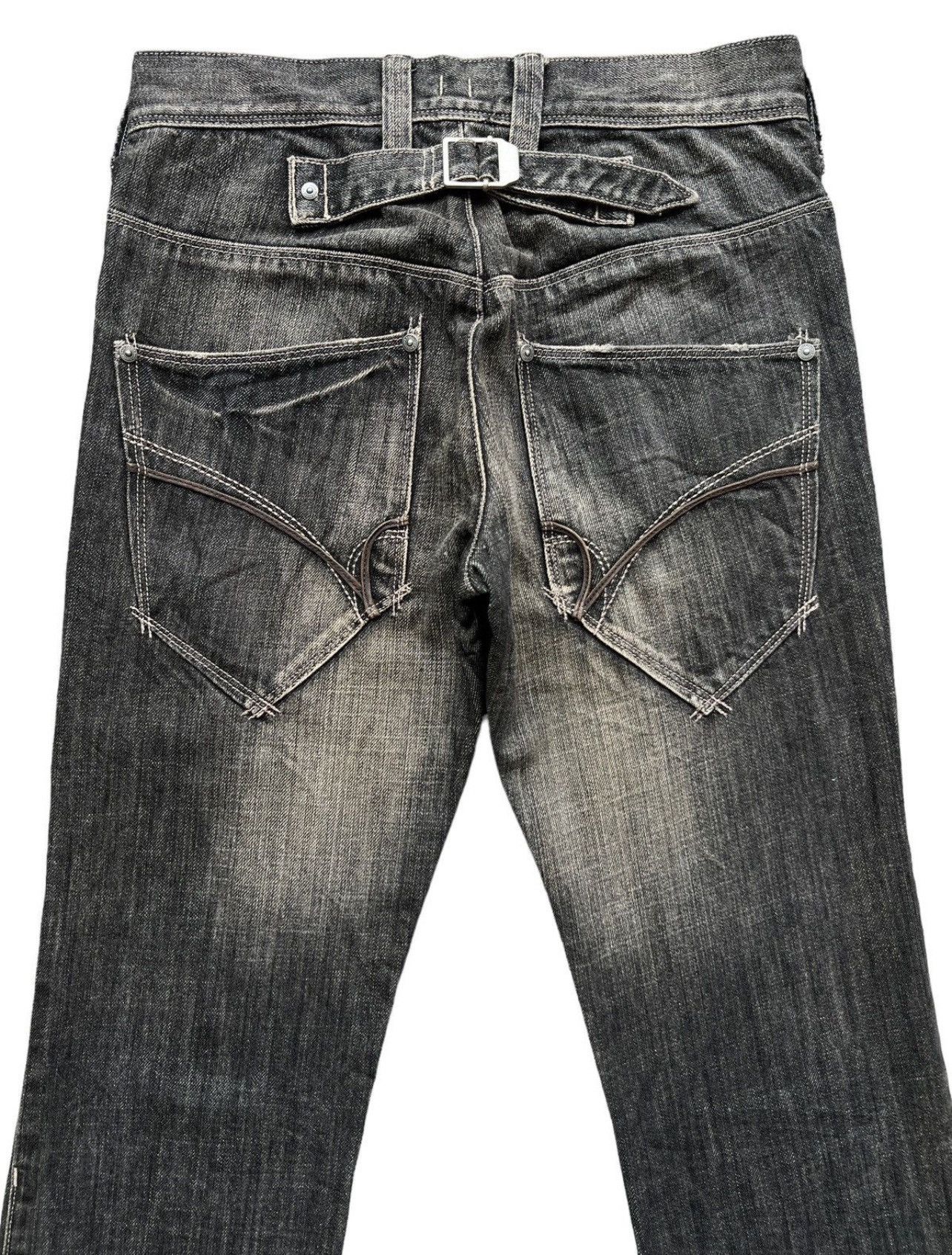 Japanese Brand Japanese Brand Straight Cut Buckle Back Denim Jeans 29x29.5 Size US 29 - 5 Thumbnail