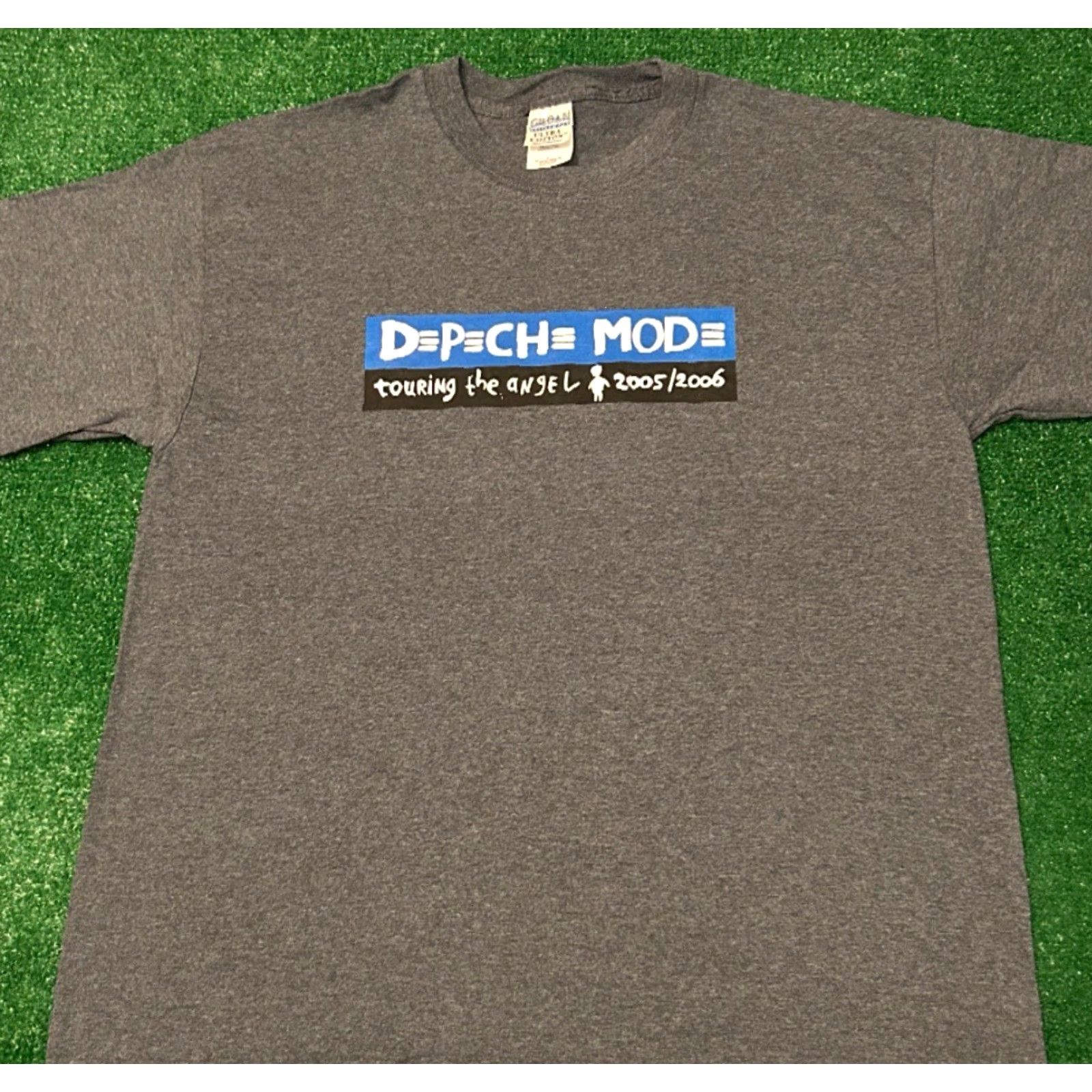 Vintage VINTAGE Depeche Mode Band Tee Touring The Angel Tour 2005 VTG Shirt Mens L Size US L / EU 52-54 / 3 - 4 Thumbnail