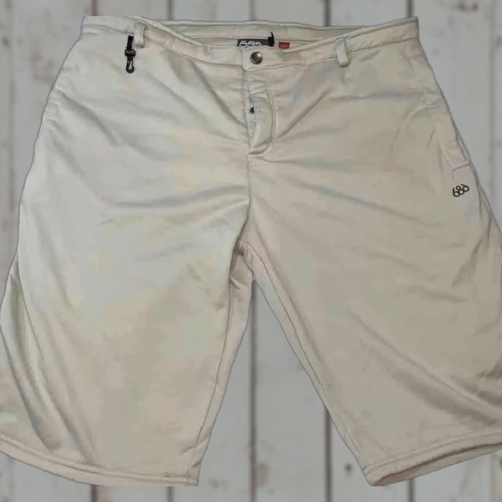 686 VINTAGE 686 TAN Shorts Mens XL SOFT Polyester SNAP FLY outdoor Snap Pockets 13” inseam XL Size US 36 / EU 52 - 1 Thumbnail