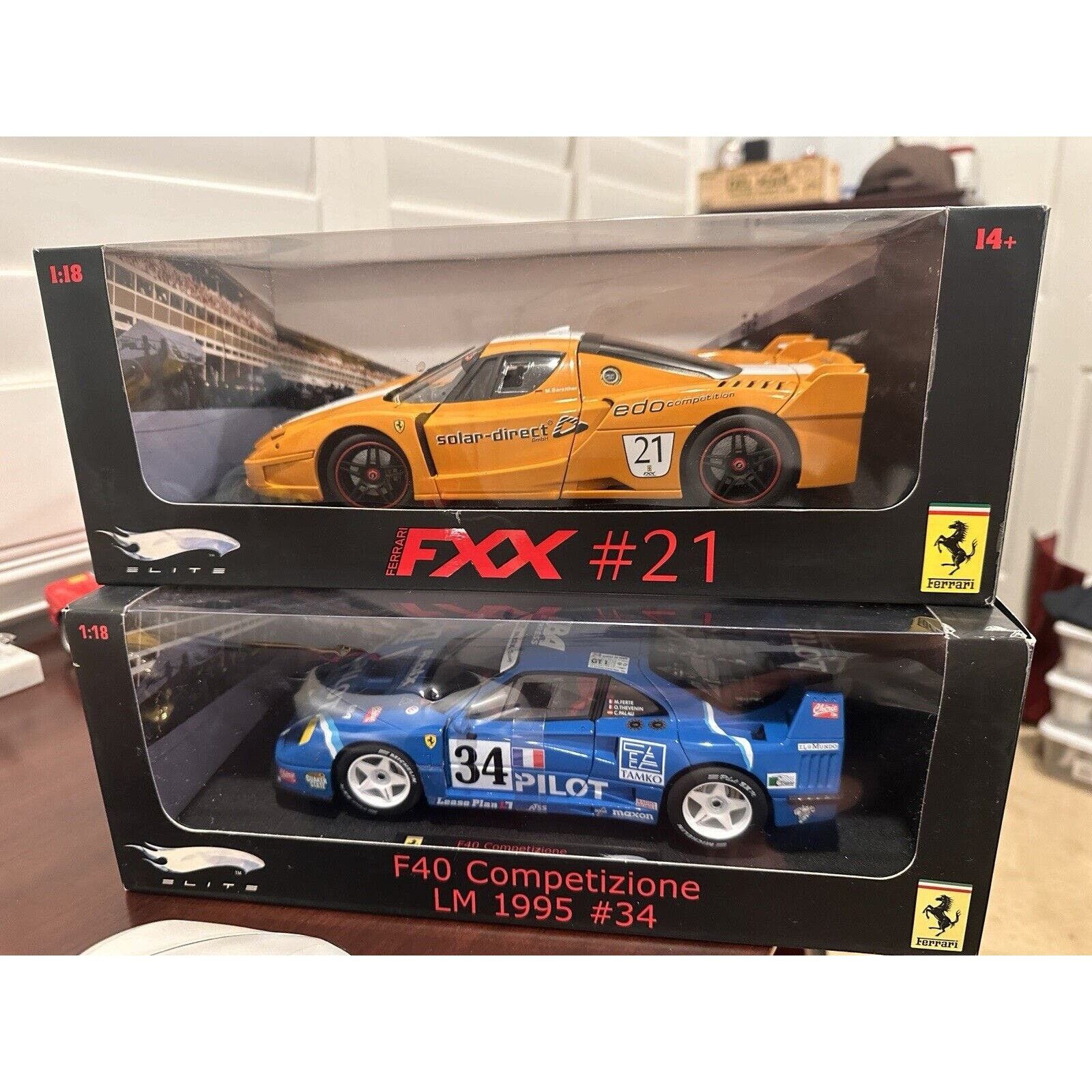 image of Ferrari Enzo Fxx & F40 Comptetizione 2 Hotwheels Elite 1/18, Men's