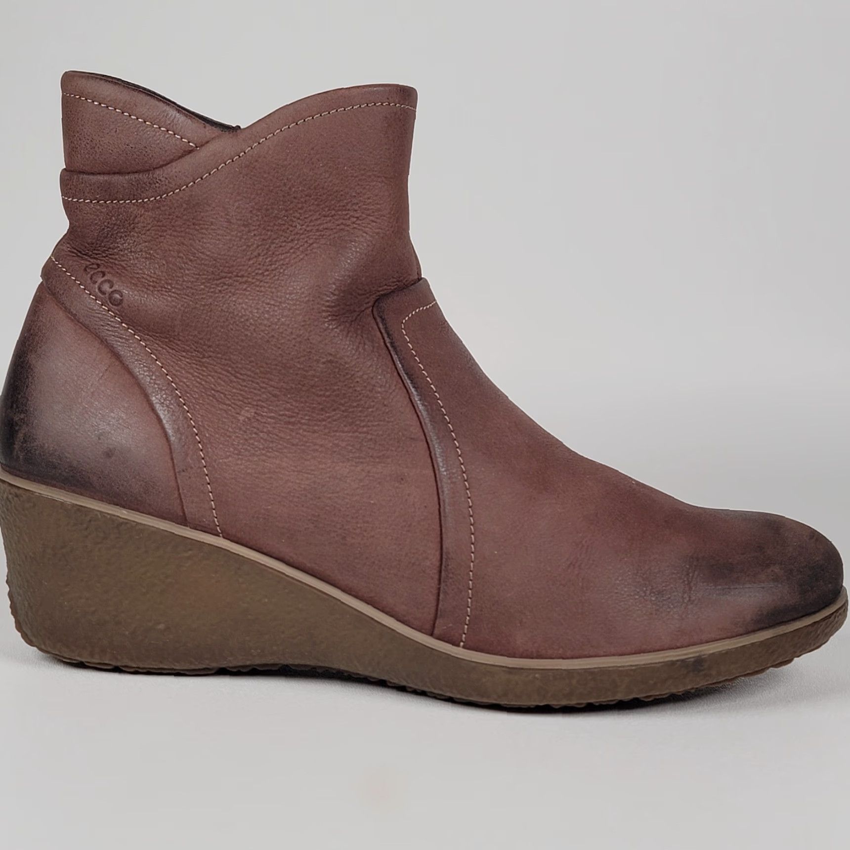 Ecco Ecco Boots Women Brown Leather Wedge Bootie Side Zip Comfort Size 39 US 8.5 Mid Heel Casual Travel Size US 9 / IT 39 - 3 Thumbnail