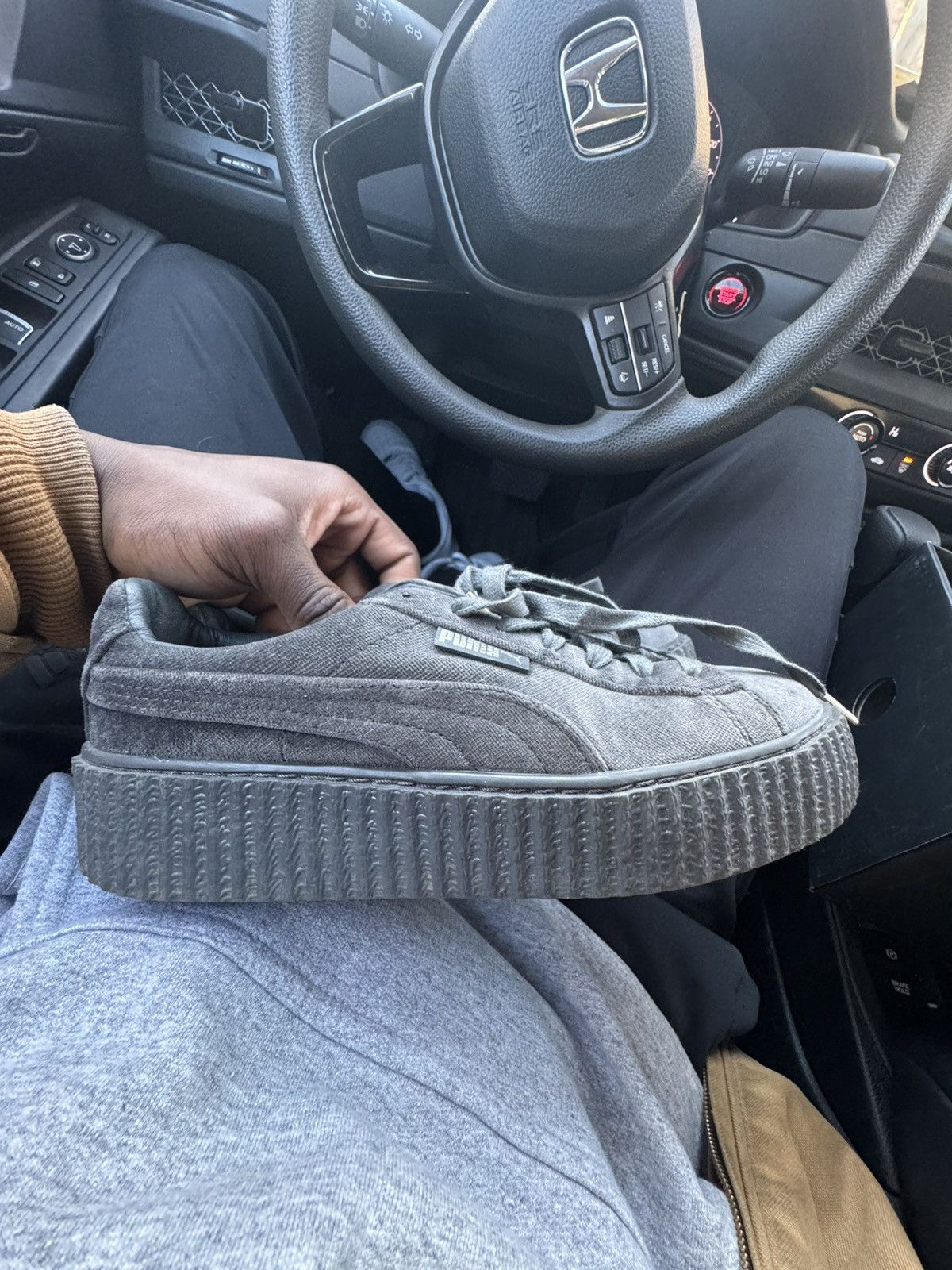 Puma Puma X Fenty Size US 8.5 / IT 38.5 - 4 Thumbnail