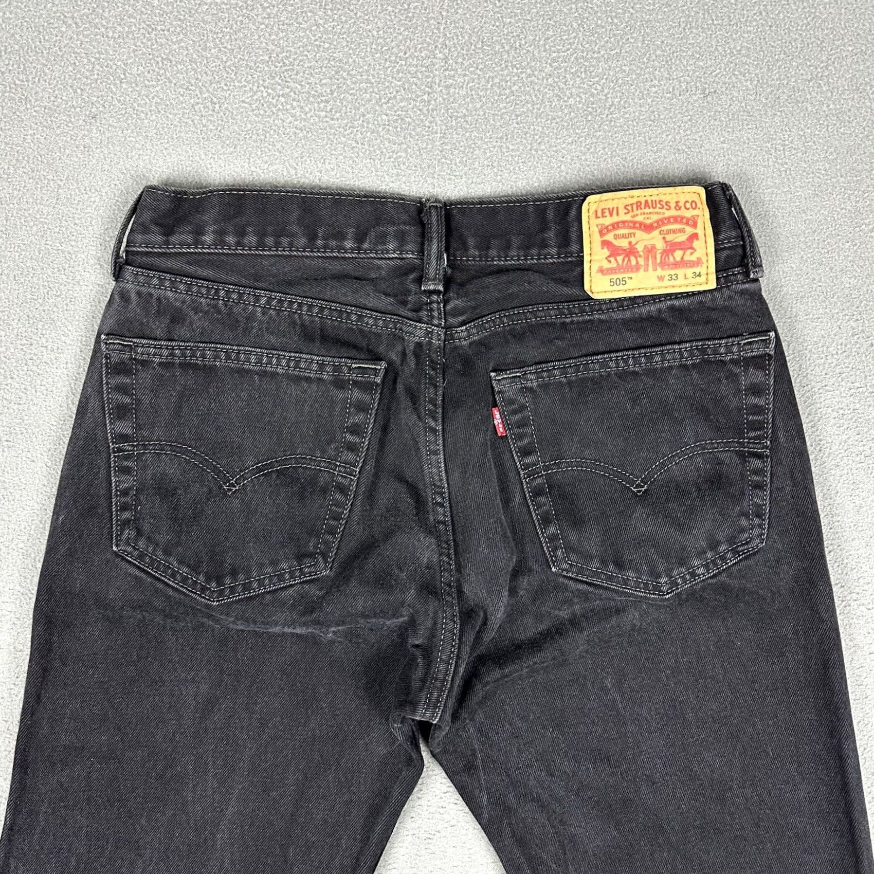 Levi's Levis 505 Regular Straight Jeans Mens 33x34 (Fits 31x31.5) Black Denim EUC Size US 33 - 4 Thumbnail