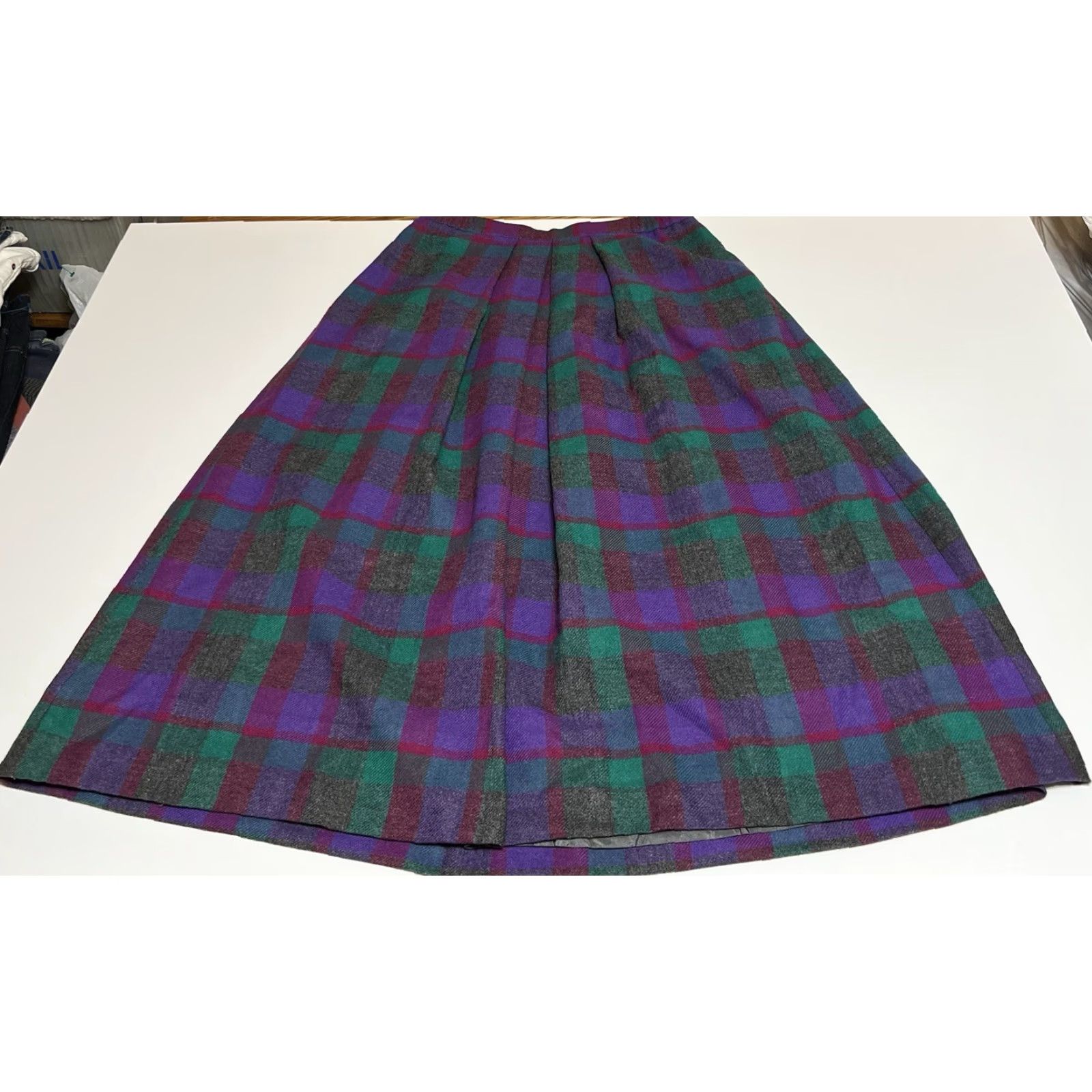 Vintage VINTAGE Country Suburbans Wool Skirt 12 Regular Long Purple Green Plaid USA Union Made Womens Size 34" / US 12 / IT 48 - 2 Thumbnail