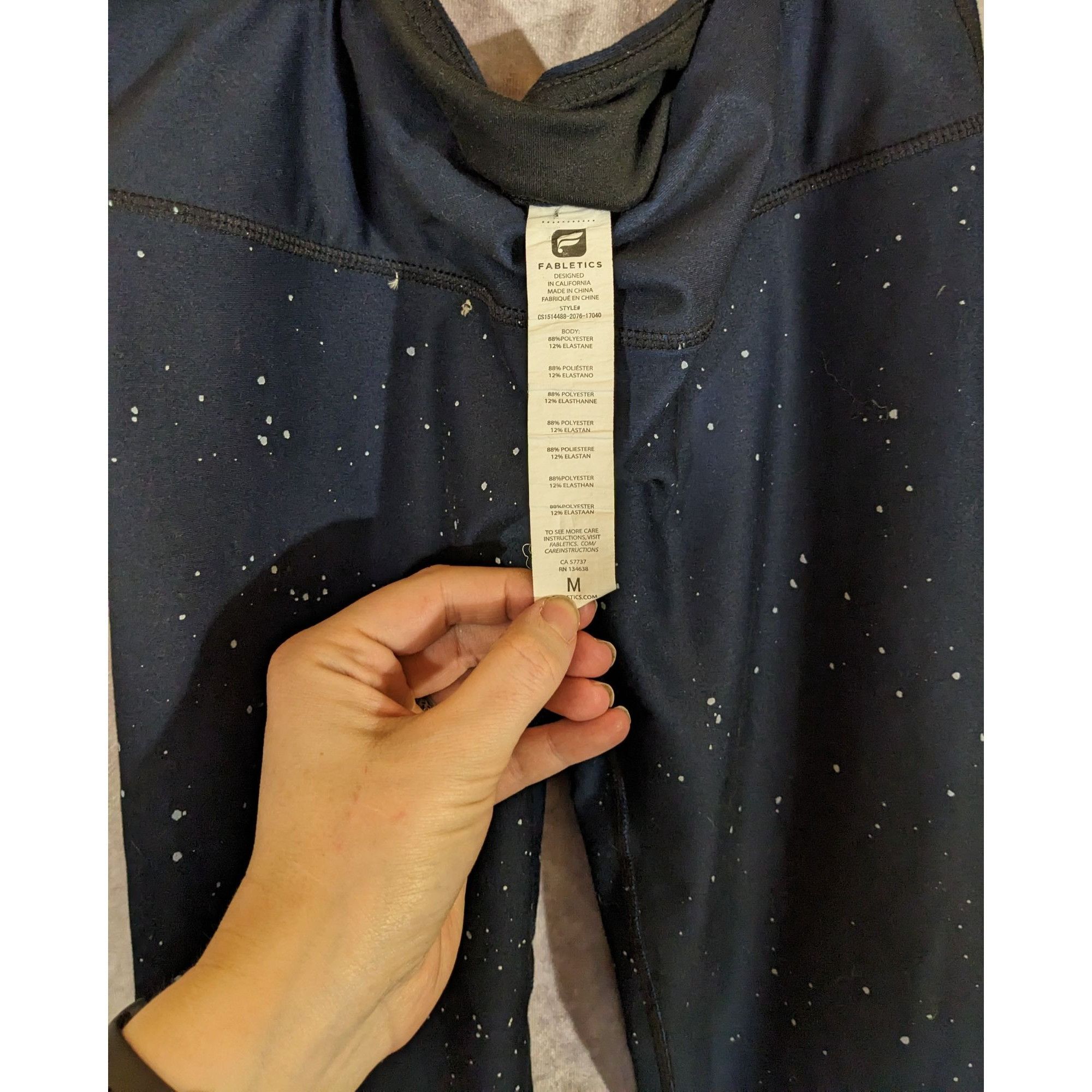 Fabletics Fabletics Starry Skies Capris Blue & Black Ombre Splatter Pr Size 30" / US 8 / IT 44 - 3 Thumbnail