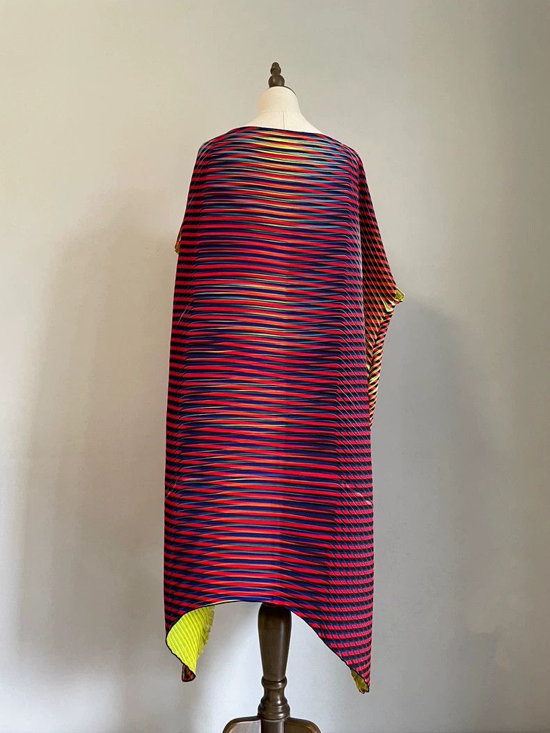 Issey Miyake Issey Miyake size:2 Red main line 3D glittering and colorf Size XS / US 0-2 / IT 36-38 - 4 Thumbnail