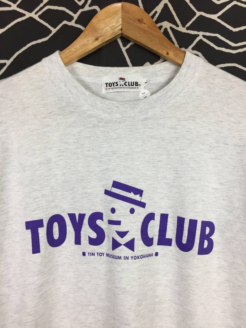 Japanese Brand Vtg Toys Club Tin Toy Museum Yokohama Pop Culture Tee Size US M / EU 48-50 / 2 - 4 Thumbnail