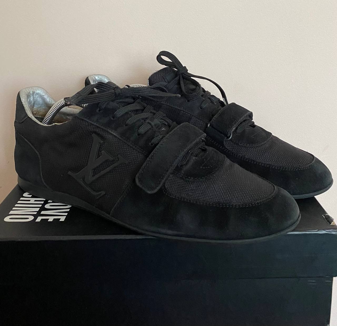 Louis Vuitton Louis Vuitton Big Logo Suede Black Stardust Trainer Sneakers Size US 8.5 / EU 41-42 - 2 Thumbnail