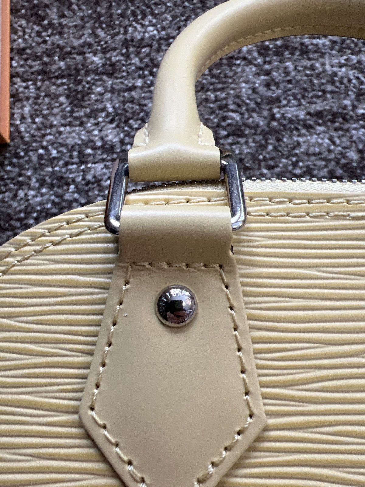 Louis Vuitton Louis Vuitton yellow Alma BB Size ONE SIZE - 11 Thumbnail