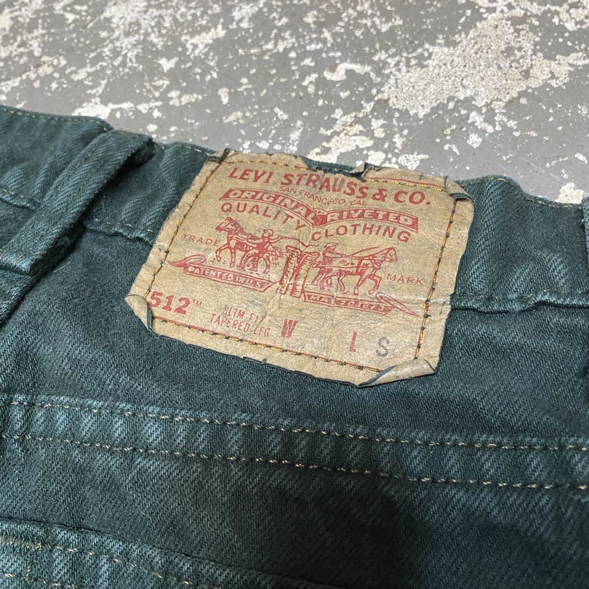 Levi's × Vintage Vintage Levi’s 512 Slim Fit Green Denim Jeans USA 90s Size US 26 / EU 42 - 3 Thumbnail