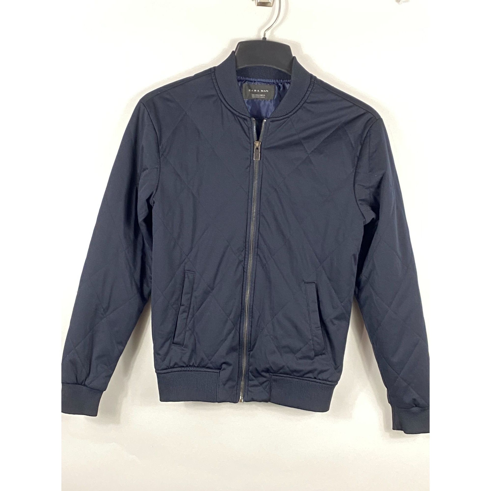 Zara Zara Man Quilted Full Zip Bomber Jacket Navy Blue S F83 Size US S / EU 44-46 / 1 - 1 Thumbnail