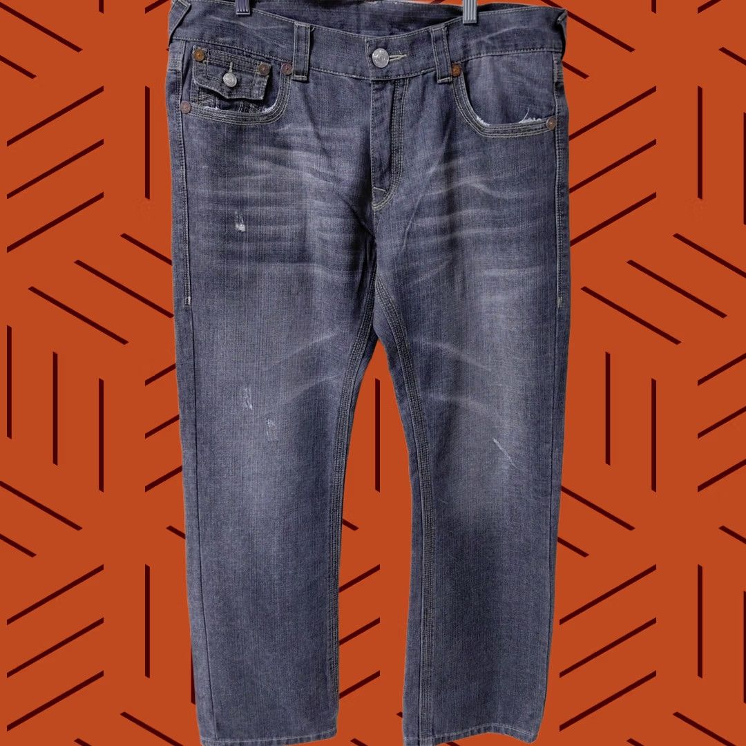 True Religion TRUE RELIGION Ricky Jeans Blue Solid Denim Classic Jeans Men 38 Inseam 33 Regular Size US Made Size US 38 / EU 54 - 1 Thumbnail