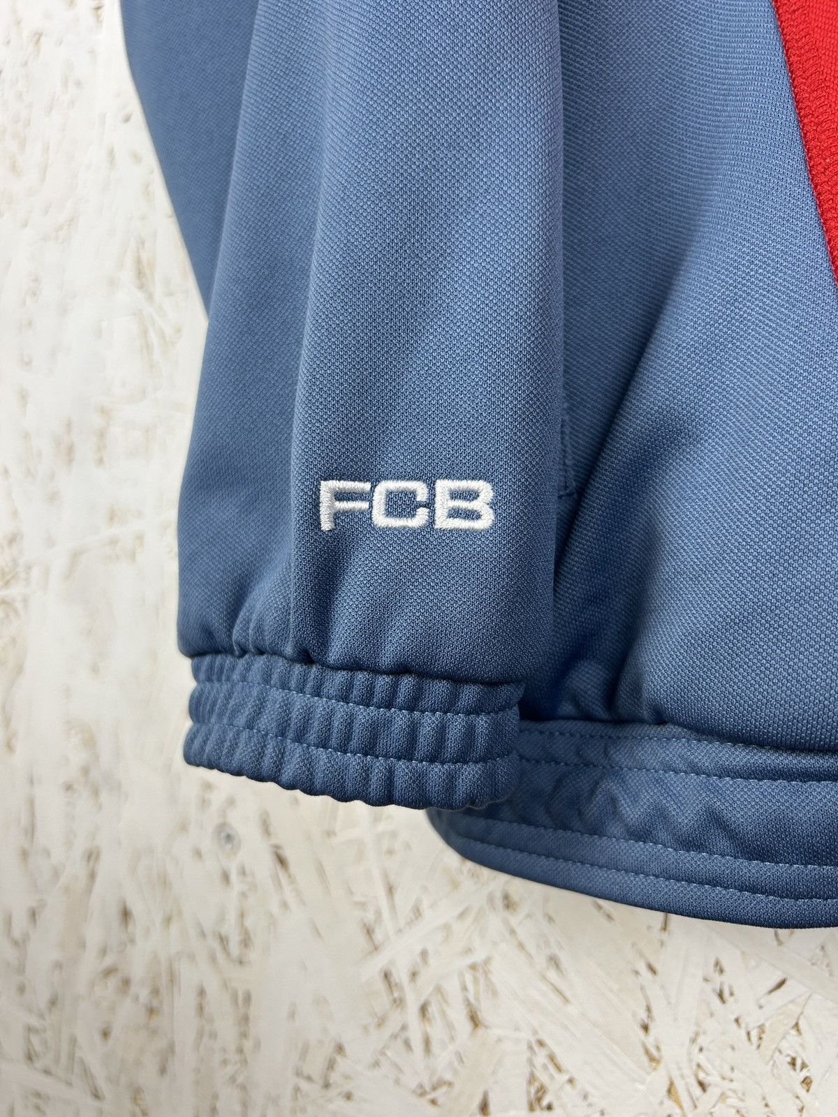 Adidas 00s Adidas Bayern Munich 2005/06 Track Jacket Munchen ~L Size US L / EU 52-54 / 3 - 5 Thumbnail