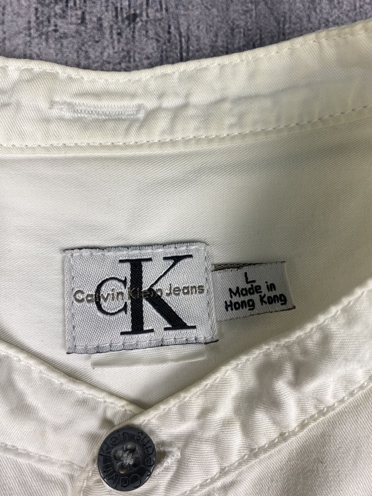 Calvin Klein × Vintage Vintage Calvin Klein Buttons Shirt Size L Size US L / EU 52-54 / 3 - 8 Thumbnail