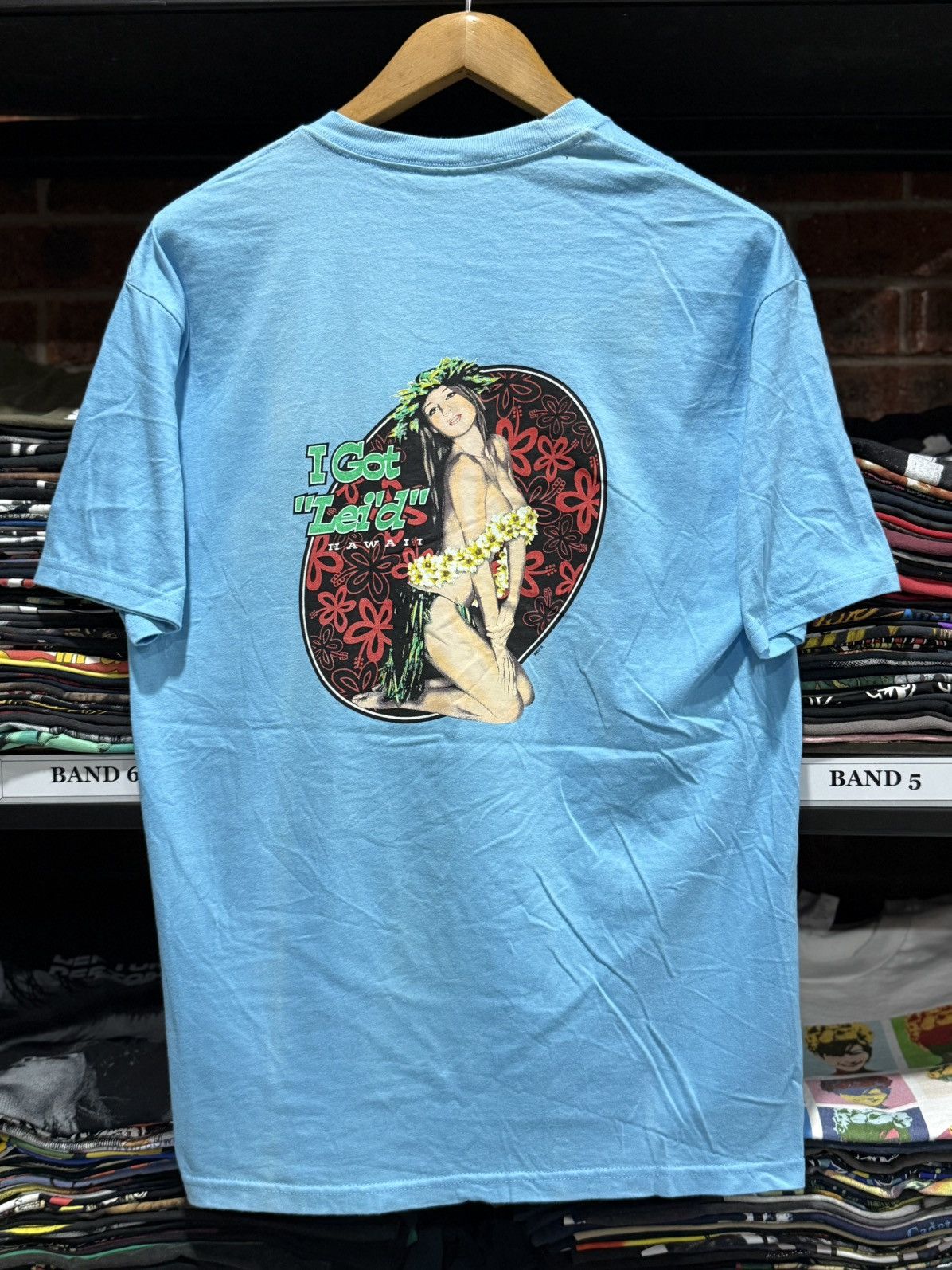 Vintage Vintage I Got Lei’d Hawaii Nekad Girl Surf Tee Size US L / EU 52-54 / 3 - 1 Thumbnail