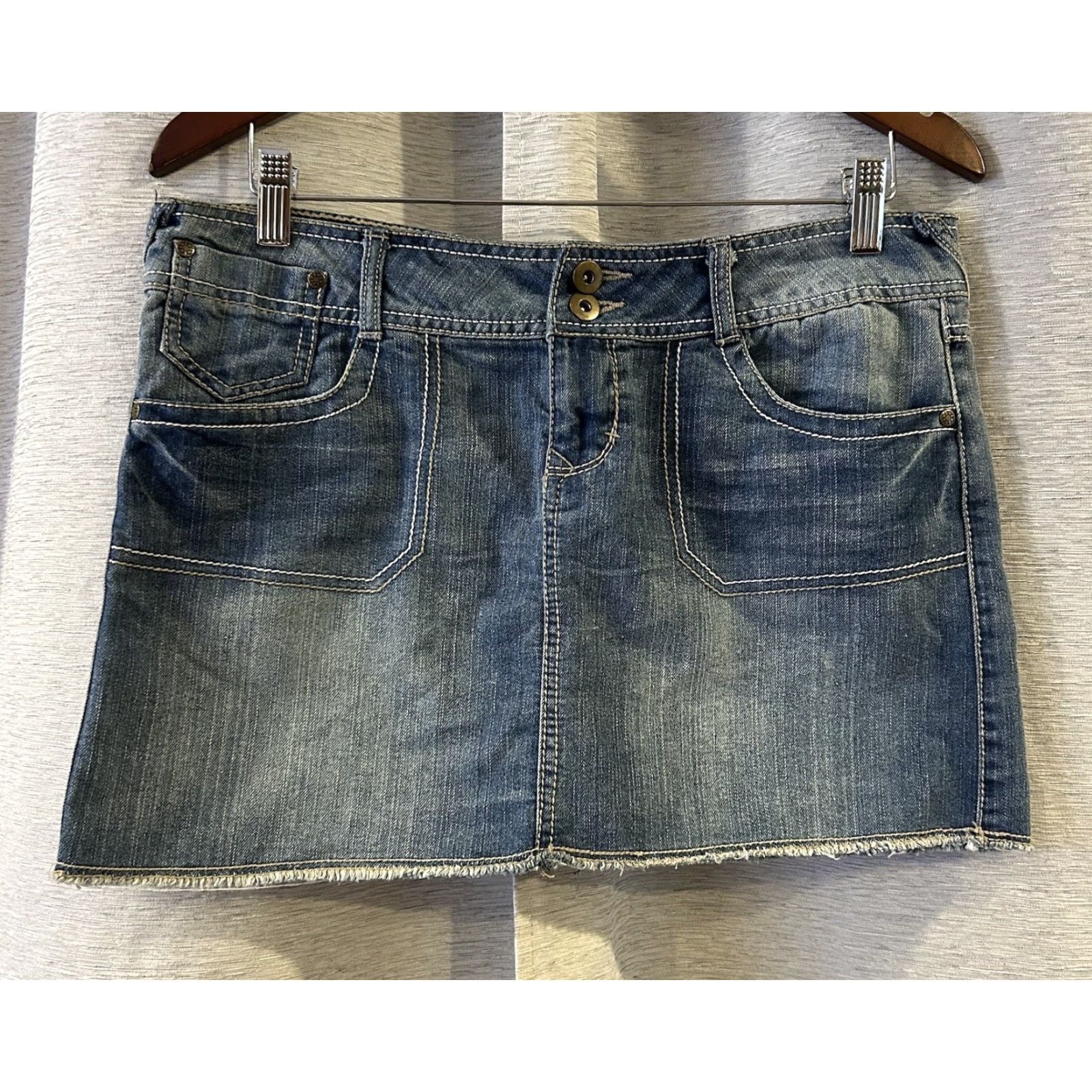 Vintage VINTAGE So Wear It Declare It Denim Skirt Mini Low Rise Blue 11 Grunge Y2K 90s 00s Indie Beach Rock Bohemian Hipster Women's Skirt Size 32" / US 10 / IT 46 - 2 Thumbnail