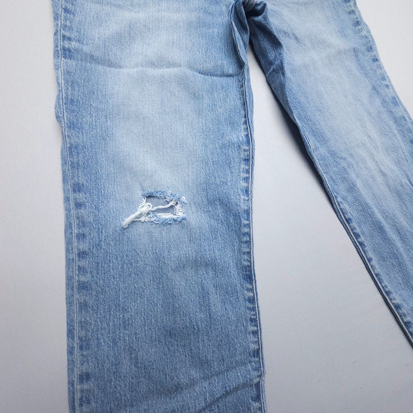 J.Crew VINTAGE J. Crew Relaxed Boyfriend Jeans Size 26 Blue Denim Light Distressed City Womens Jeans 1990s 2000s Size 26" / US 2 / IT 38 - 4 Thumbnail