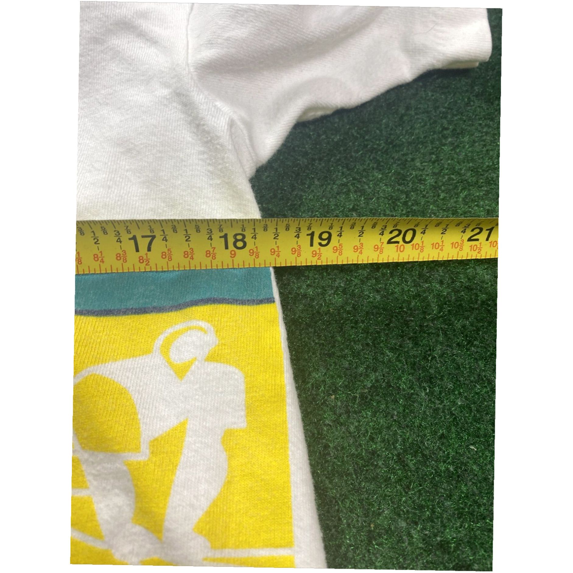 Hanes 90s Vintage 1997 VETERINARY Conference SHIRT Sz Medium Tennis Club Rare Size US M / EU 48-50 / 2 - 7 Thumbnail