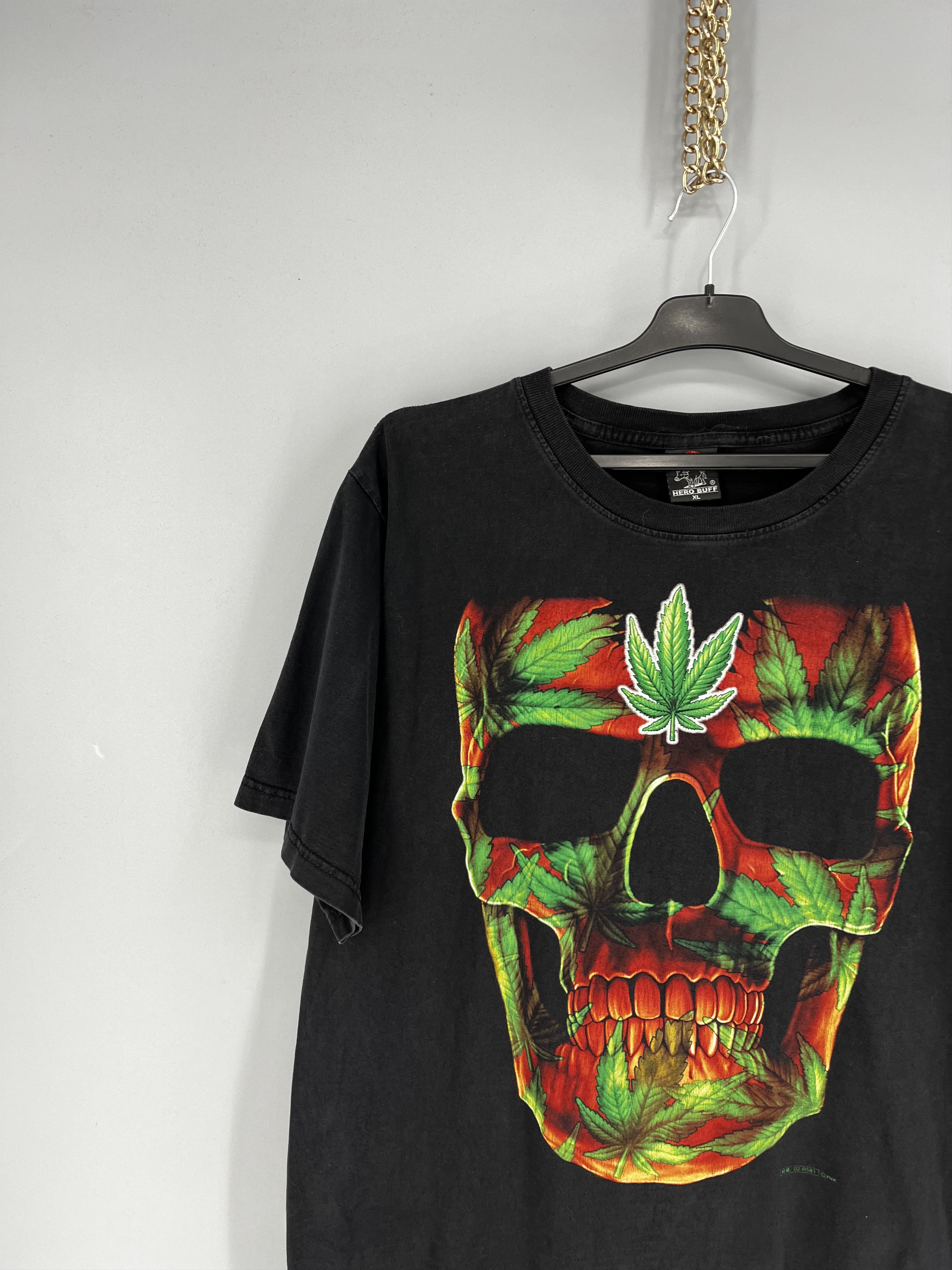 Vintage Vintage 90s Skull Marijuana Hill Fashion Bandtees Size US XL / EU 56 / 4 - 4 Thumbnail