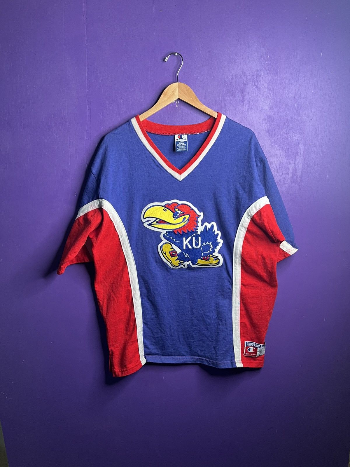 Champion × Vintage Vintage 90s Champion Kansas Jayhawks shooting shirt Size US L / EU 52-54 / 3 - 1 Thumbnail