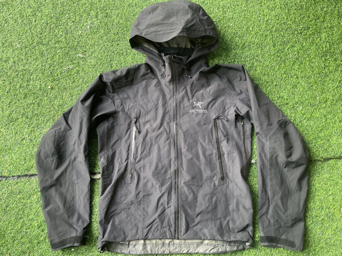 Arc'teryx Arc’teryx GORE-TEX Hooded Windbreaker – Made in Canada DE Size US S / EU 44-46 / 1 - 1 Thumbnail