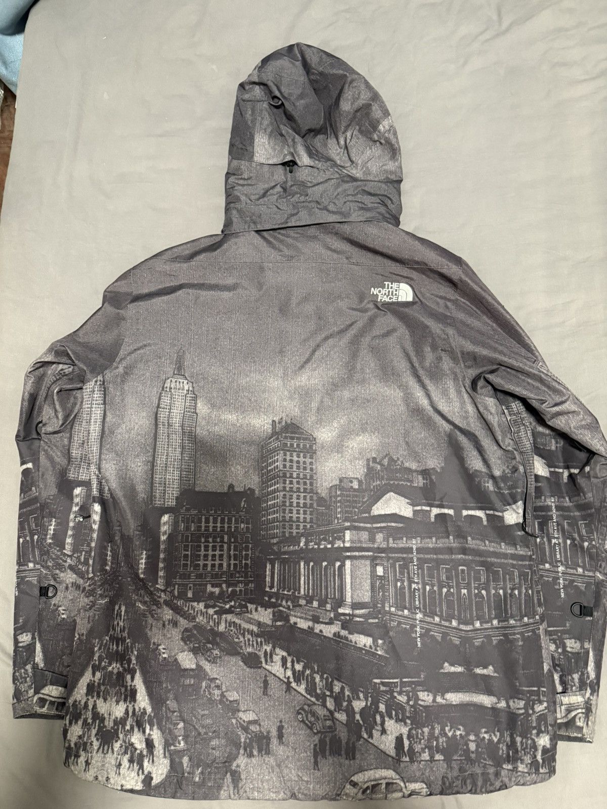Supreme × The North Face Supreme TNF the north face 08ss night summit skyline jacket Size US XL / EU 56 / 4 - 2 Thumbnail