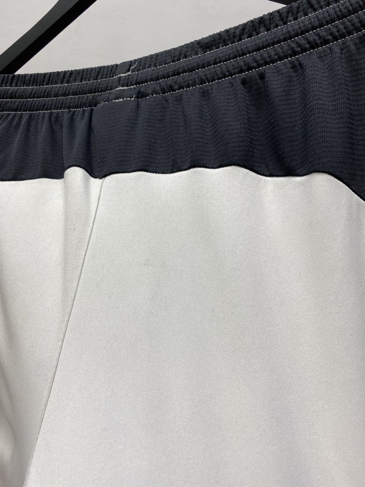Warrior Liverpool 2013 2014 Third Soccer Shorts Warrior Size US 32 / EU 48 - 14 Thumbnail