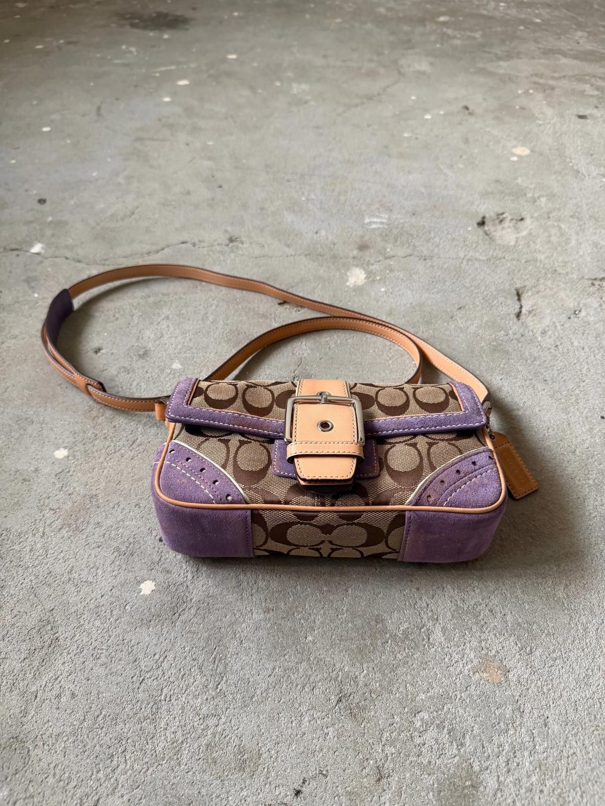 Coach Coach Signature Buckle Soho Crossbody Bag Beige/Purple Size ONE SIZE - 9 Thumbnail