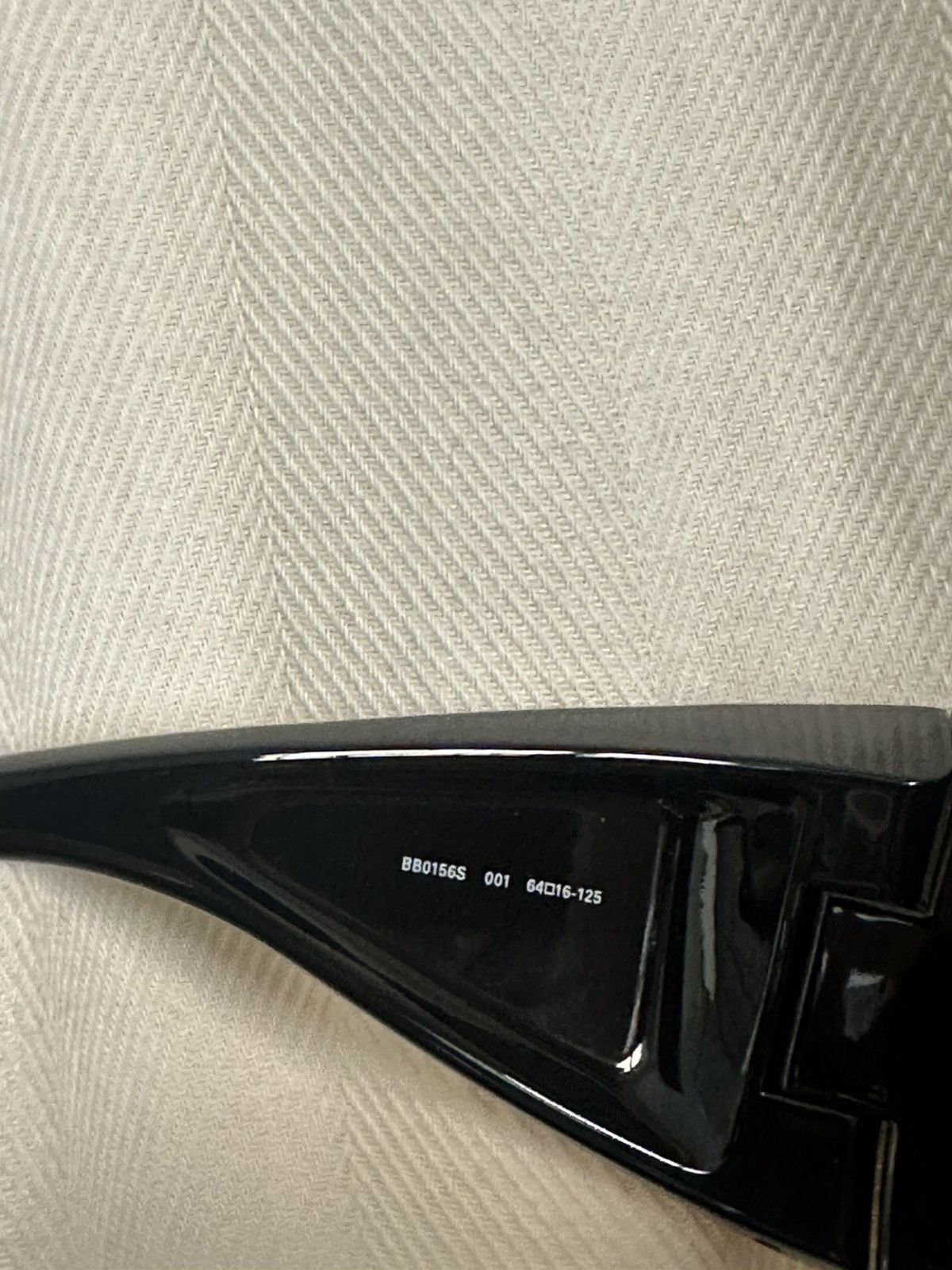 Balenciaga Balenciaga Extreme Oversized Wrap Sunglasses Size ONE SIZE - 11 Thumbnail