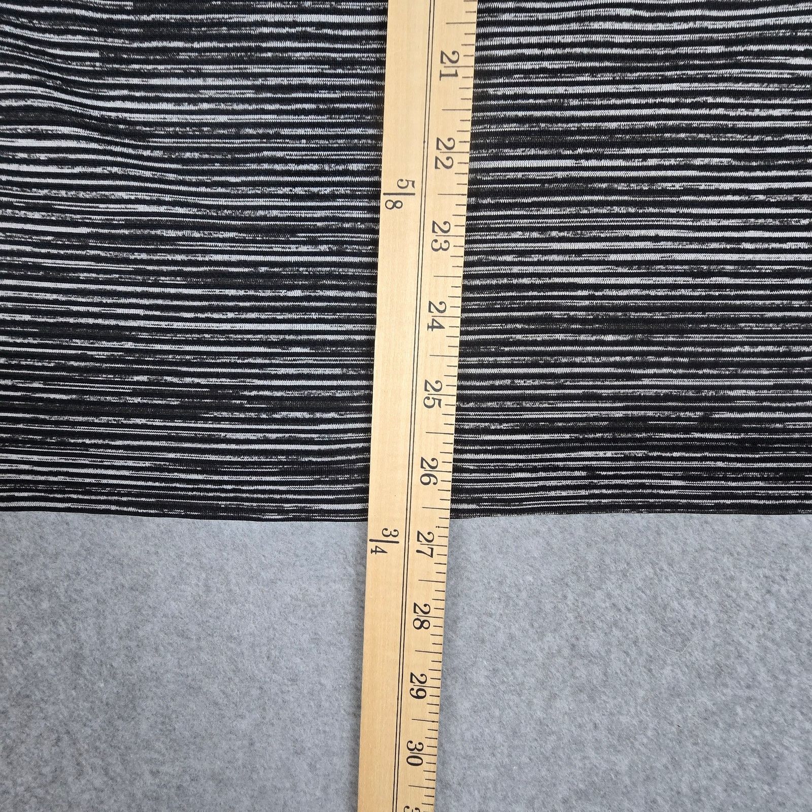 Lululemon Lululemon Small Metal Vent Tech Long-Sleeve Shirt Blue Black Size US S / EU 44-46 / 1 - 15 Thumbnail