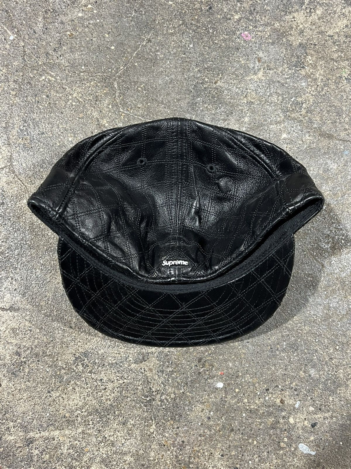 New Era × Supreme 2006 Supreme LA Quilted Leather New Era Fitted (Size 7 5/8) Size ONE SIZE - 2 Thumbnail