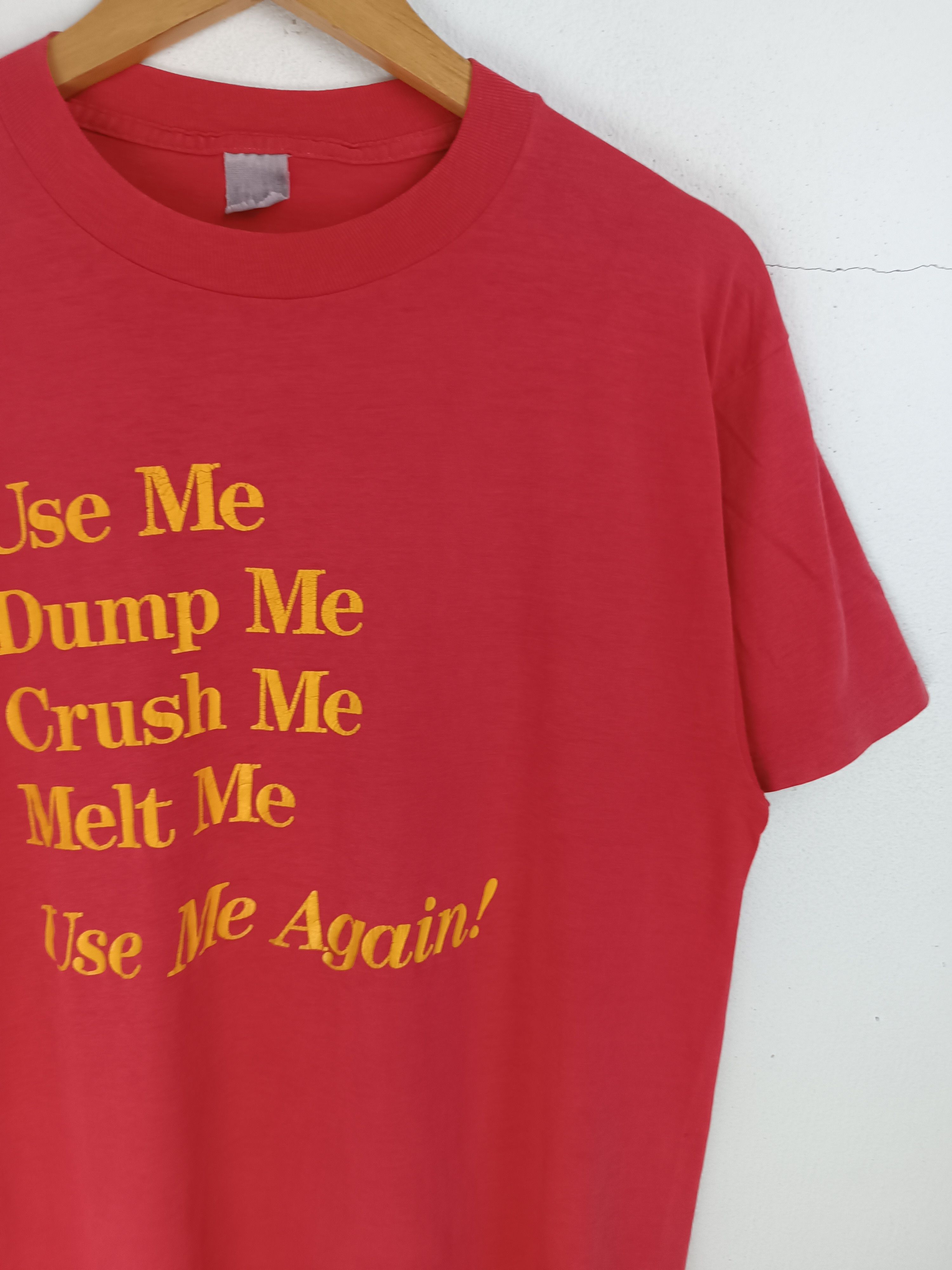Vintage VINTAGE 90'S GLASS RECYCLE USE ME DUMP ME HUMOR FUNNY TEE Size US M / EU 48-50 / 2 - 6 Thumbnail