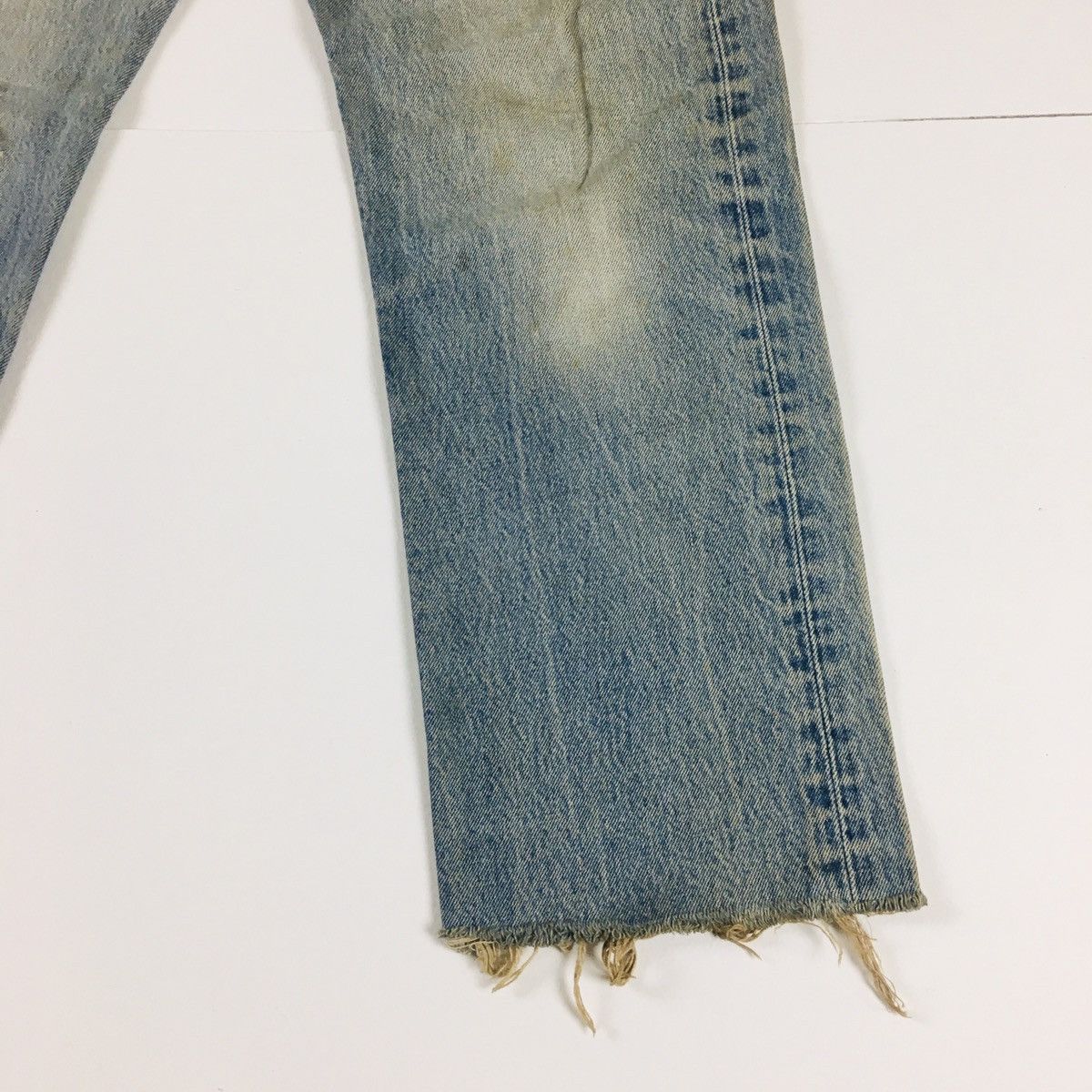 Levi's Vintage Clothing Vintage 90s Levis Distress Jeans Made in USA Size US 33 - 3 Thumbnail