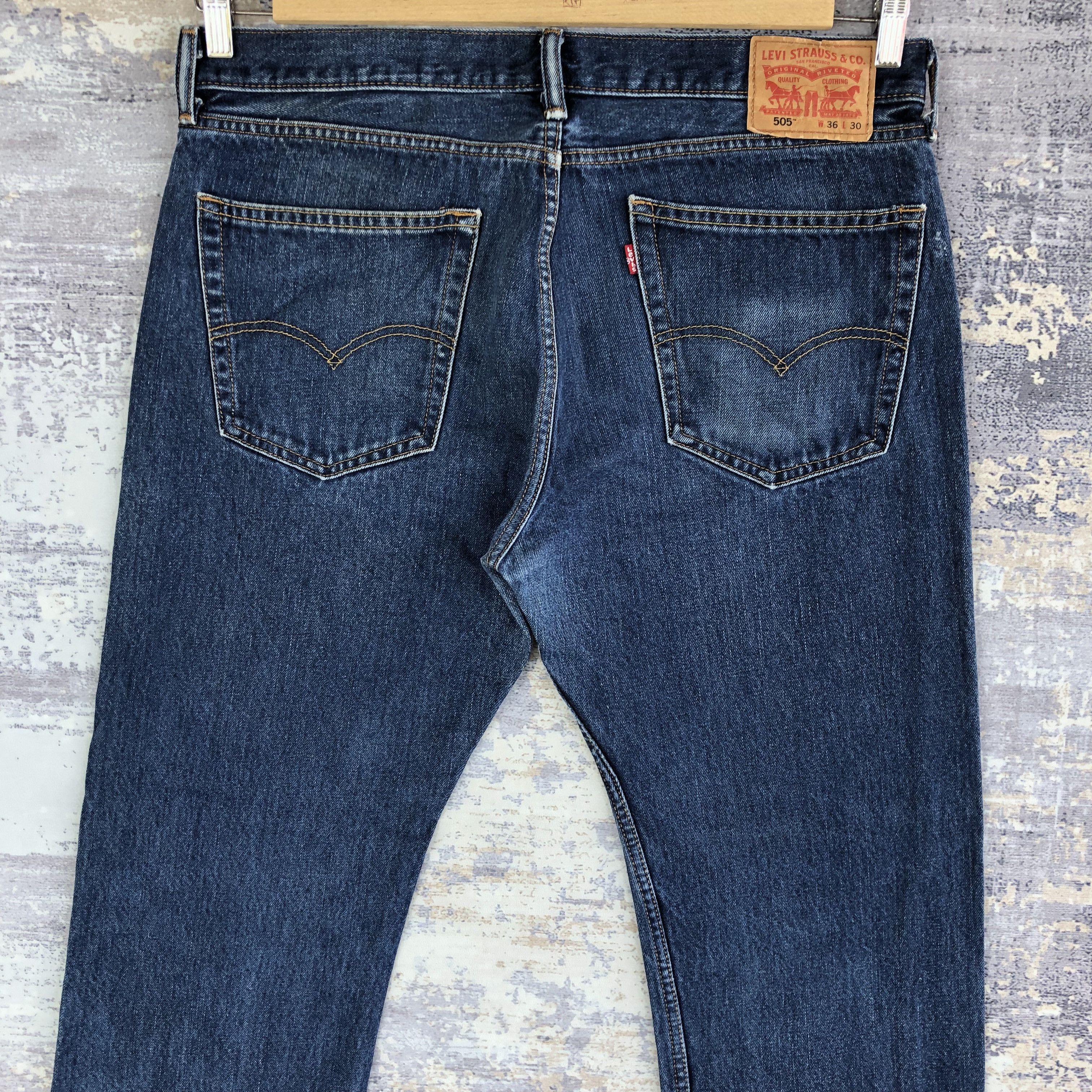 Levi's Vintage Levis 505 Jeans Levi's Faded Light Wash Denim Size US 36 / EU 52 - 4 Thumbnail