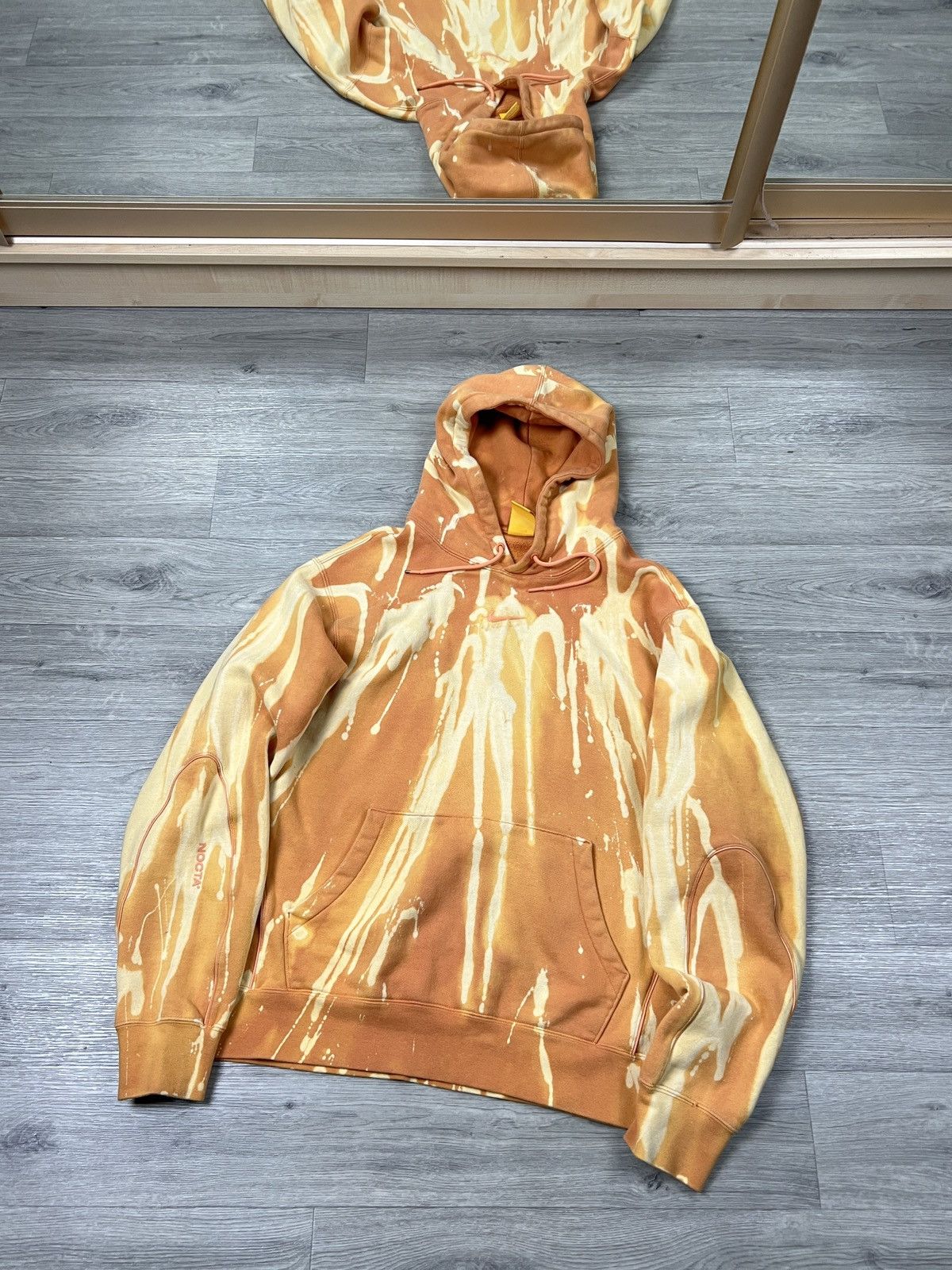 NOCTA × Nike Nike x NOCTA Custom Bleached Tie-Dye Center Swoosh Hoodie Size US M / EU 48-50 / 2 - 2 Thumbnail