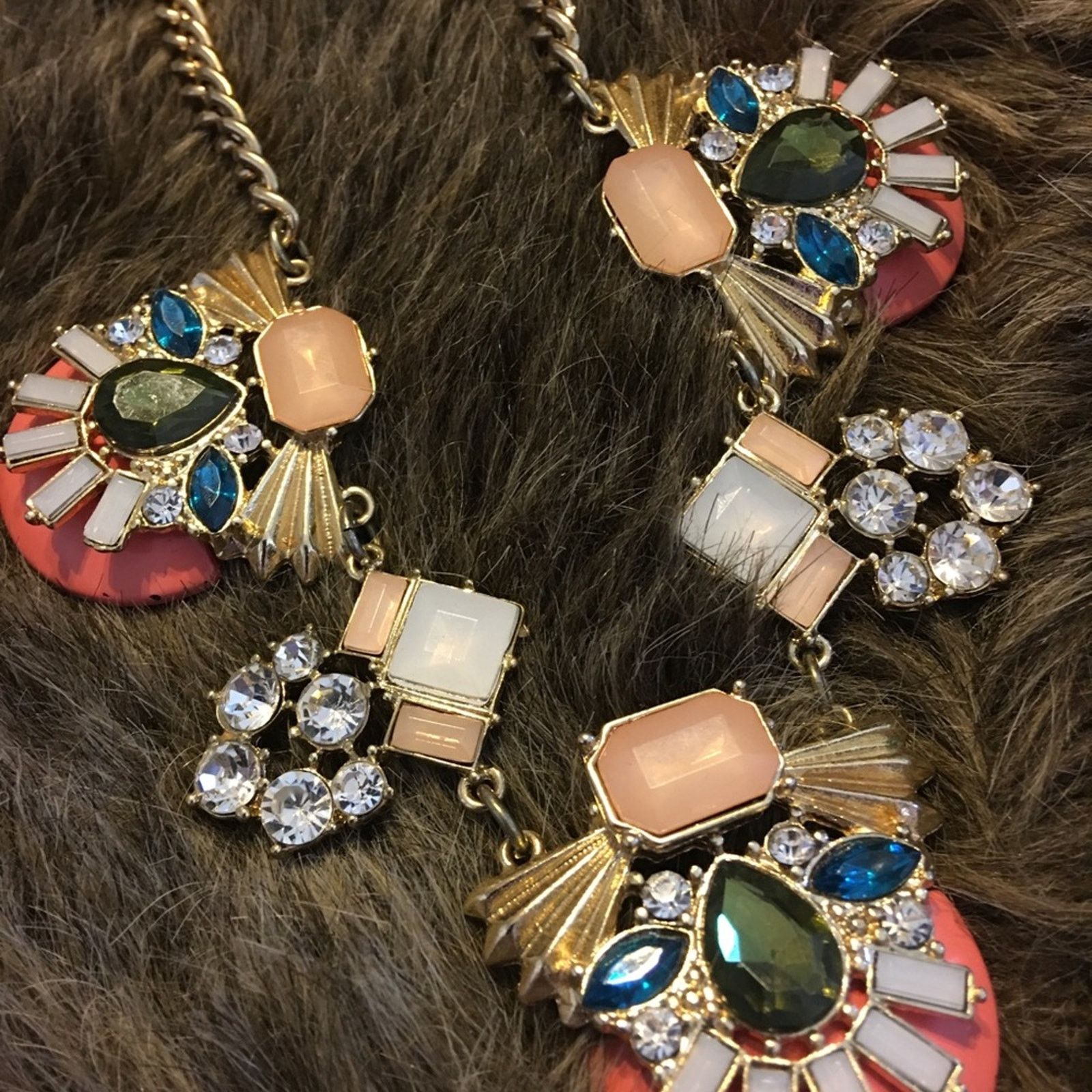 Jewelry Multi colored jeweled disc gold tone necklace Size ONE SIZE - 6 Thumbnail