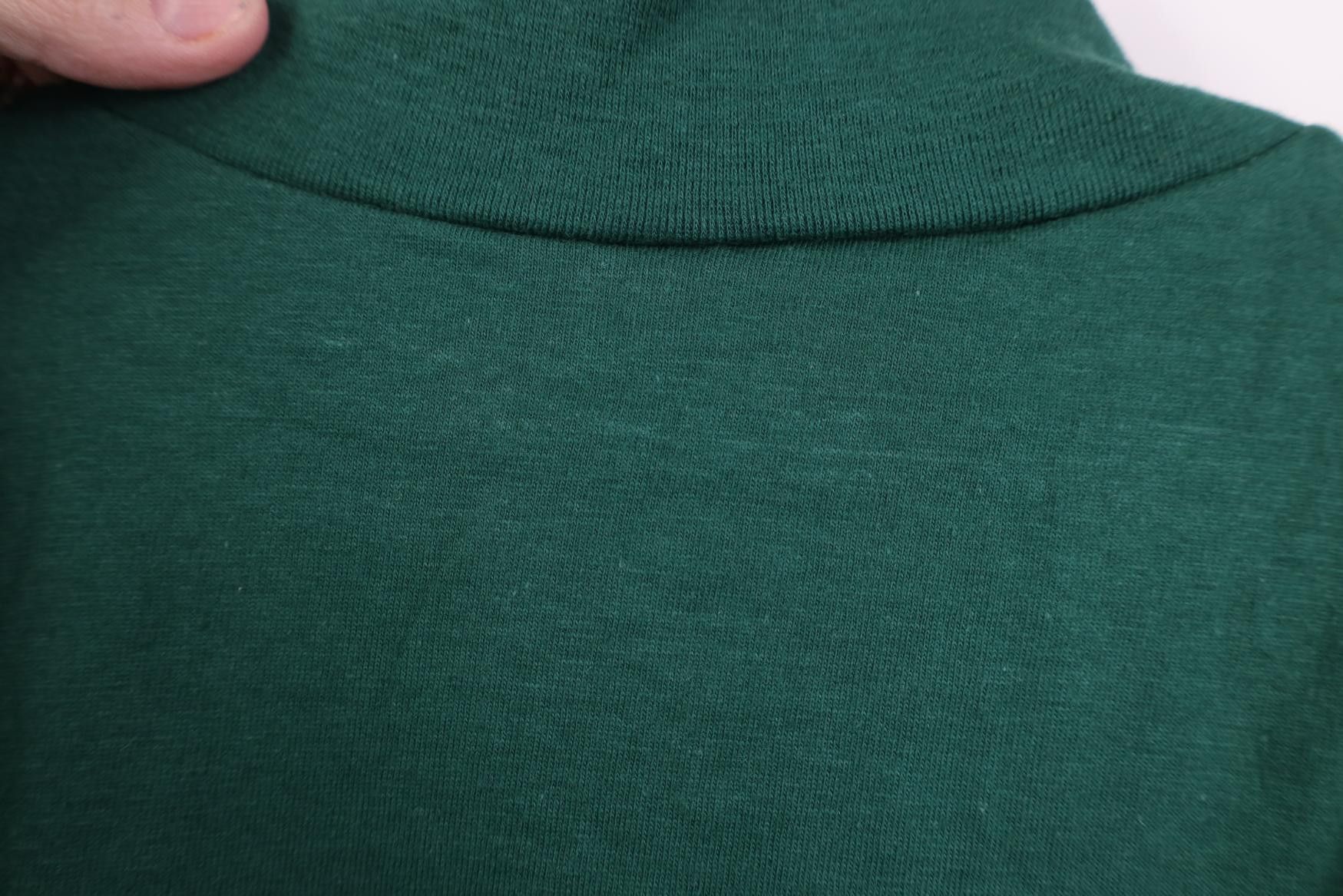 Vintage Deadstock Vintage 90s Streetwear Mock Neck T-Shirt USA Green Size US L / EU 52-54 / 3 - 11 Thumbnail