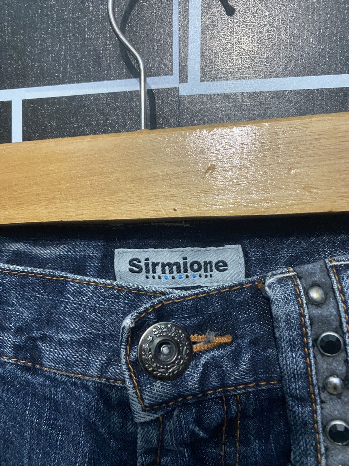 Japanese Brand Japanese brand sirmione jeans short distressed Size US 29 - 12 Thumbnail