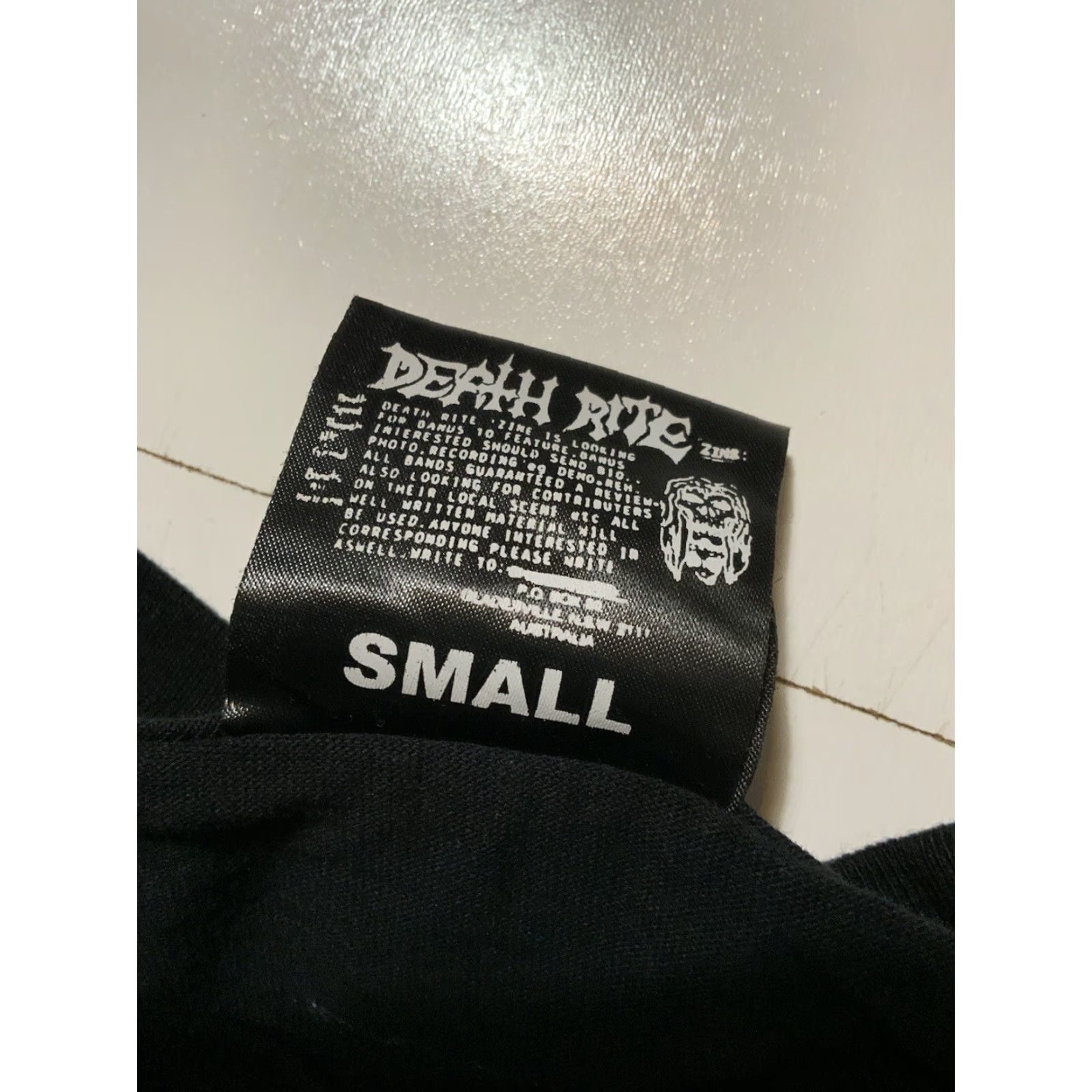 Vintage Death Rites T-Shirt Zulu Haywire Leave No Doubt Anti Live At Hollywood Dungeon S Black Mens Short Sleeve Shirt Size US S / EU 44-46 / 1 - 7 Thumbnail