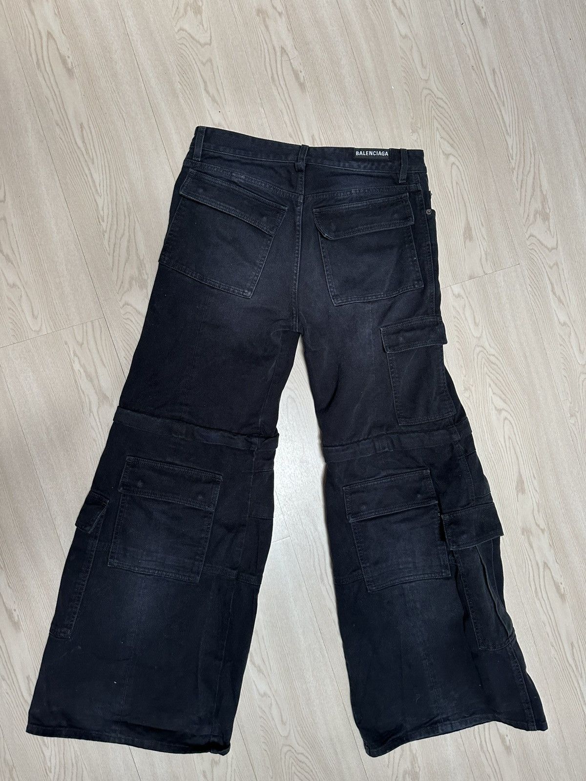 Balenciaga BALENCIAGA MEN'S CARGO PANTS IN BLACK Size US 27 - 2 Thumbnail