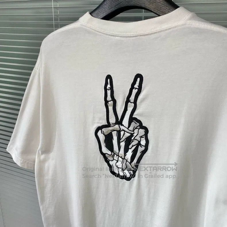 Balenciaga Balenciaga Short-sleeve T-shirt dissolve smile risk victor Size US M / EU 48-50 / 2 - 5 Thumbnail