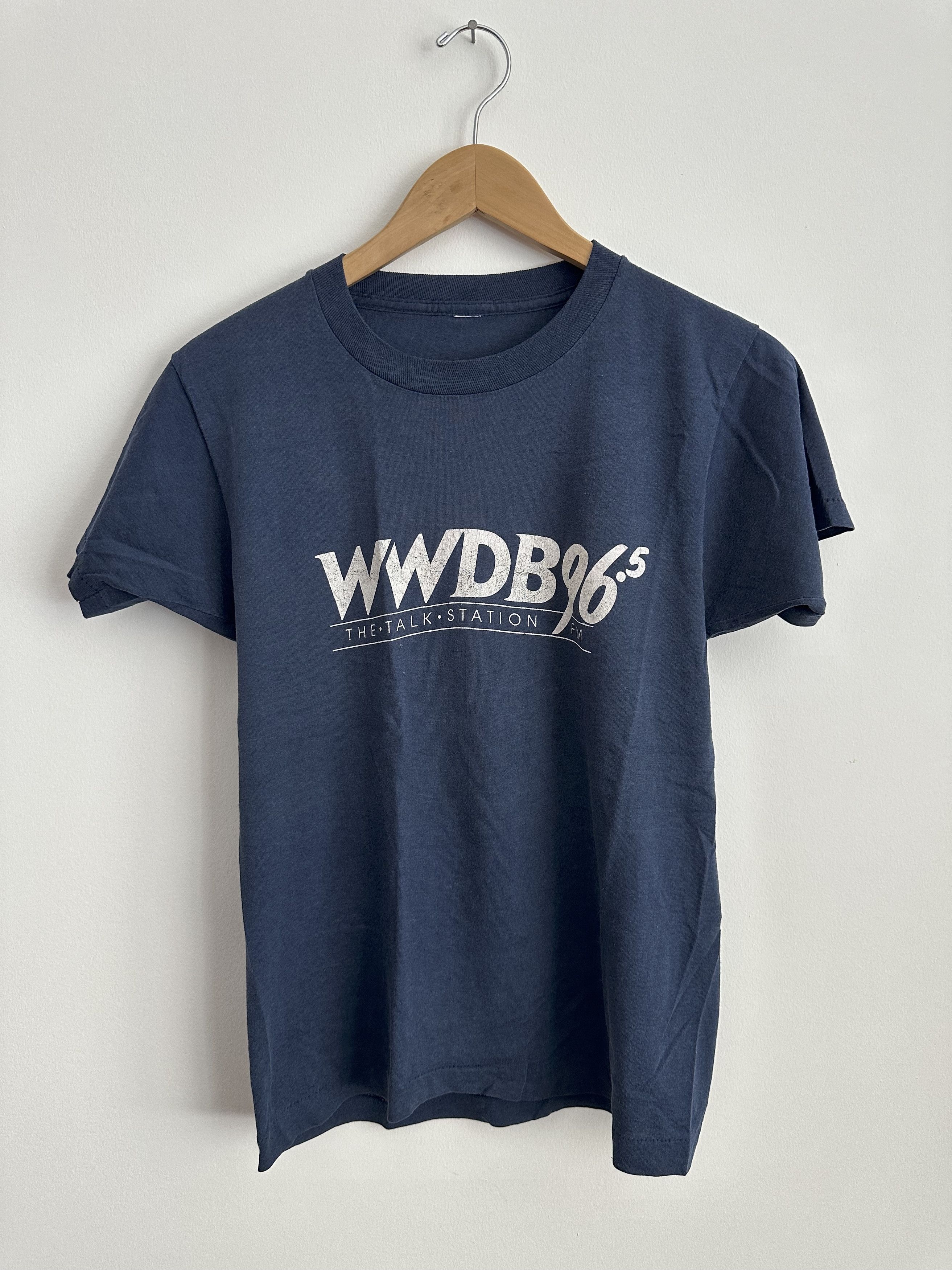 Vintage Vintage Radio show tee Size US M / EU 48-50 / 2 - 1 Thumbnail