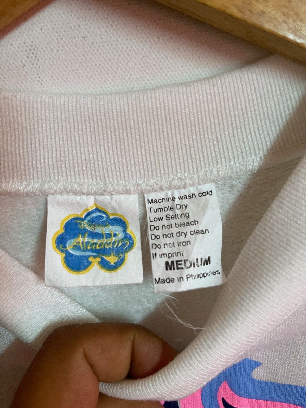 Vintage 90’s Aladdin Sweatshirt M Genie Disney Rare