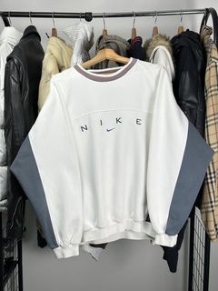 Nike spell discount out sweatshirt cream